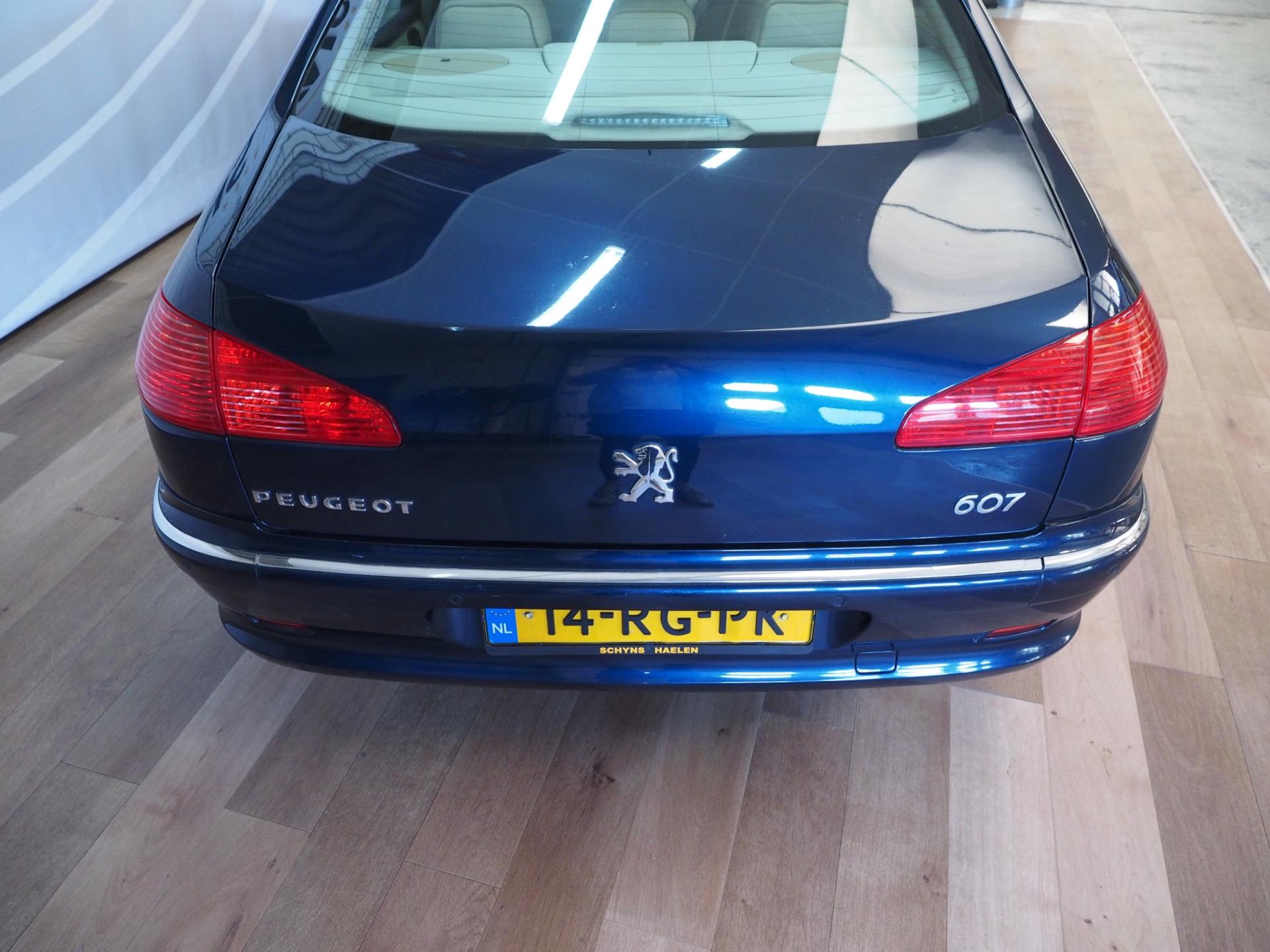 peugeot-607-image8.jpg