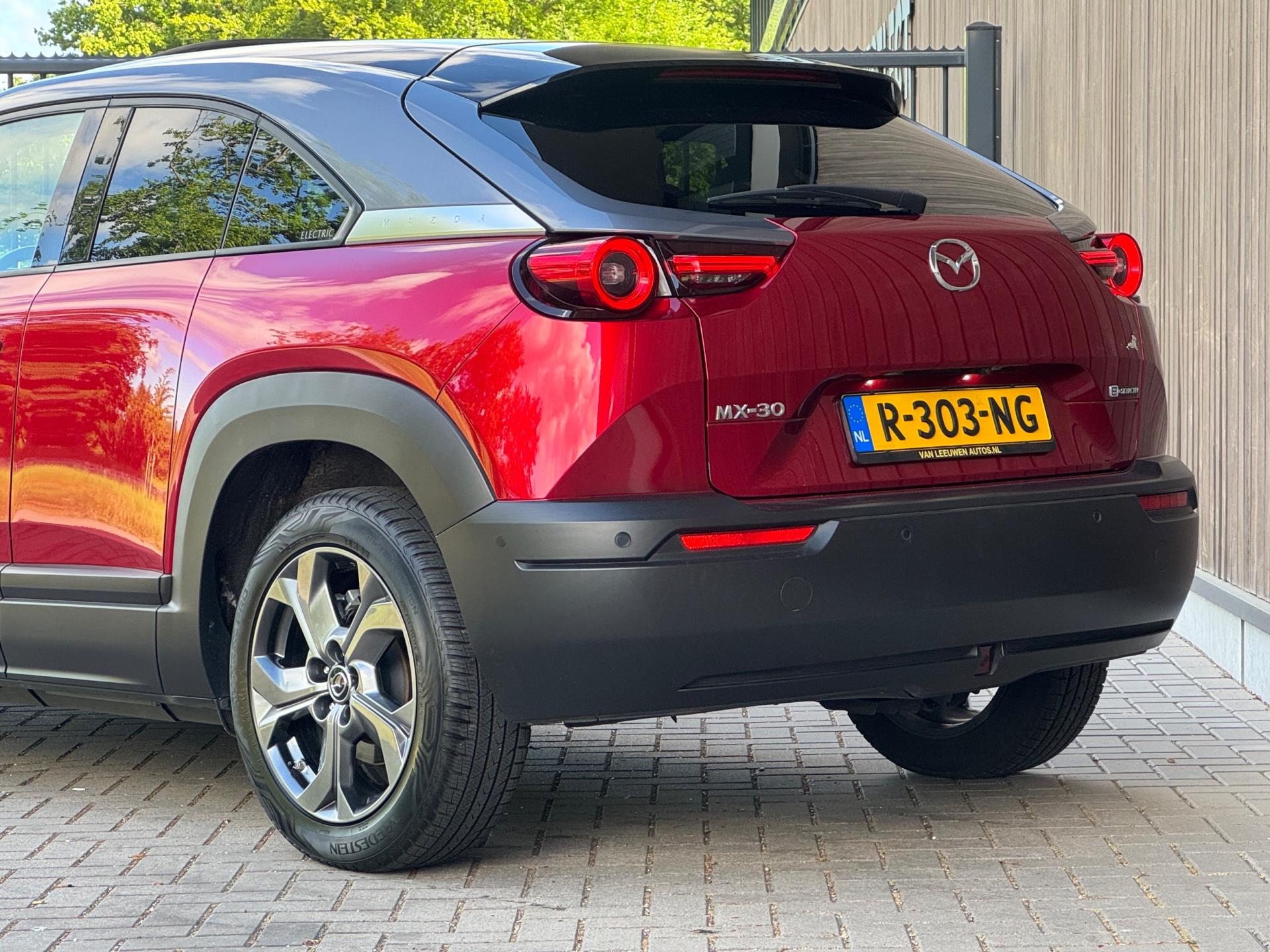 mazda-mx-30-image9.jpg