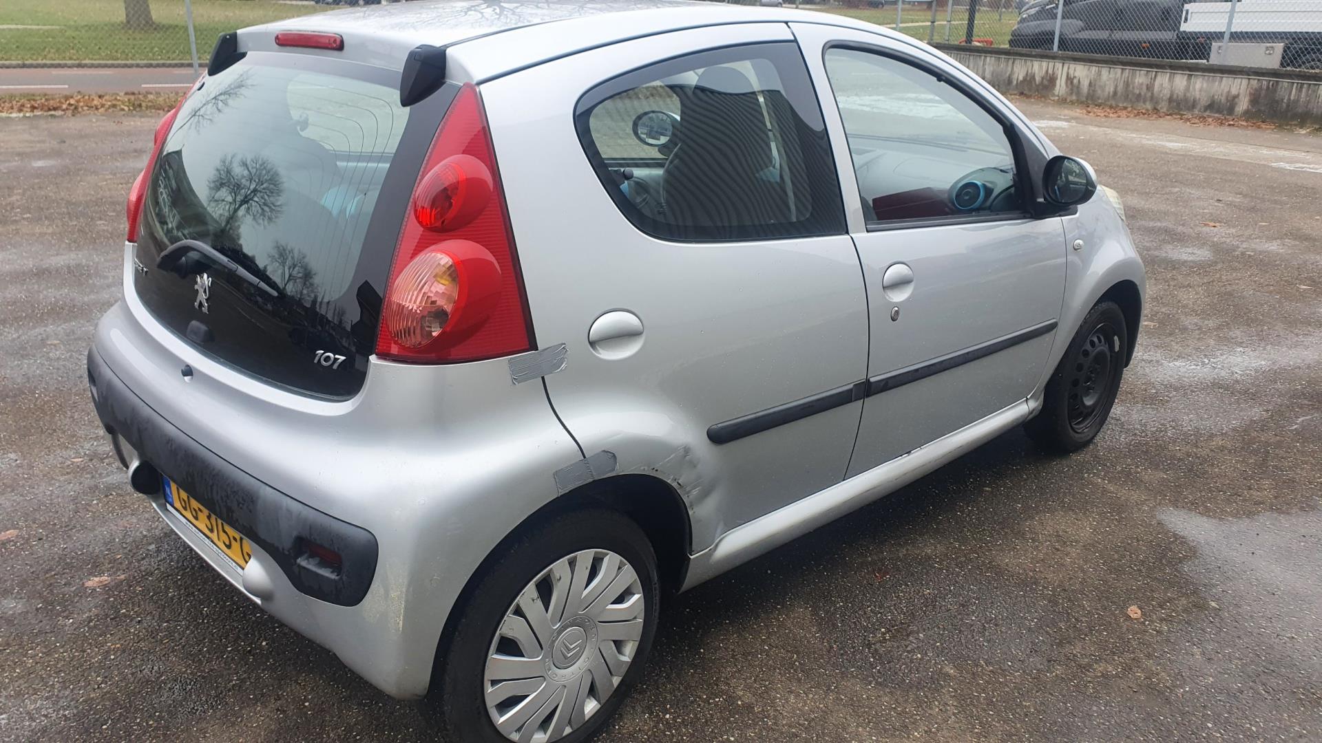 peugeot-107-image4.jpg