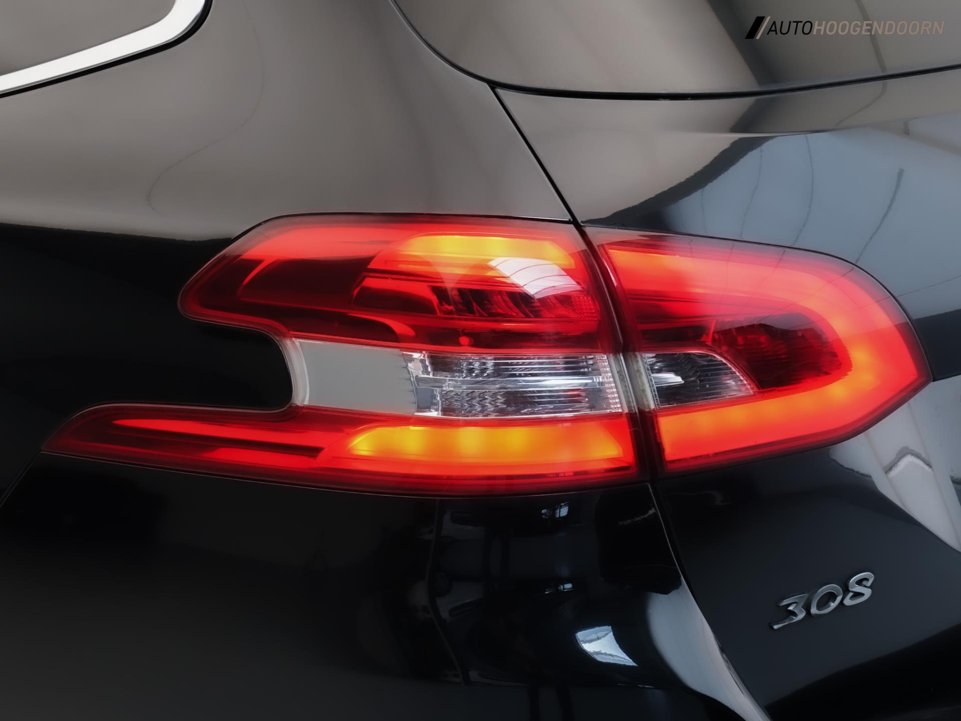peugeot-308-image6.jpg
