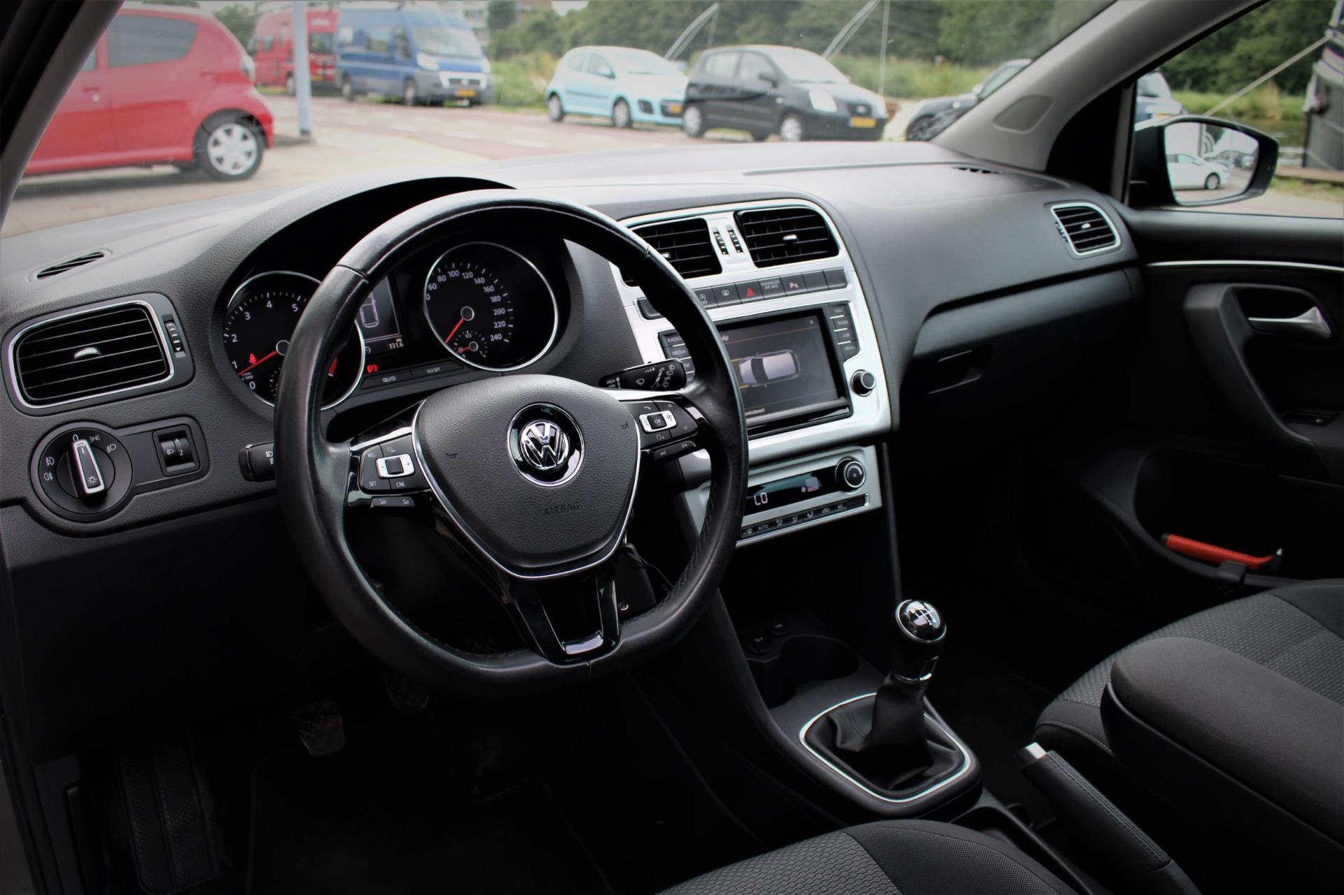 volkswagen-polo-image8.jpg