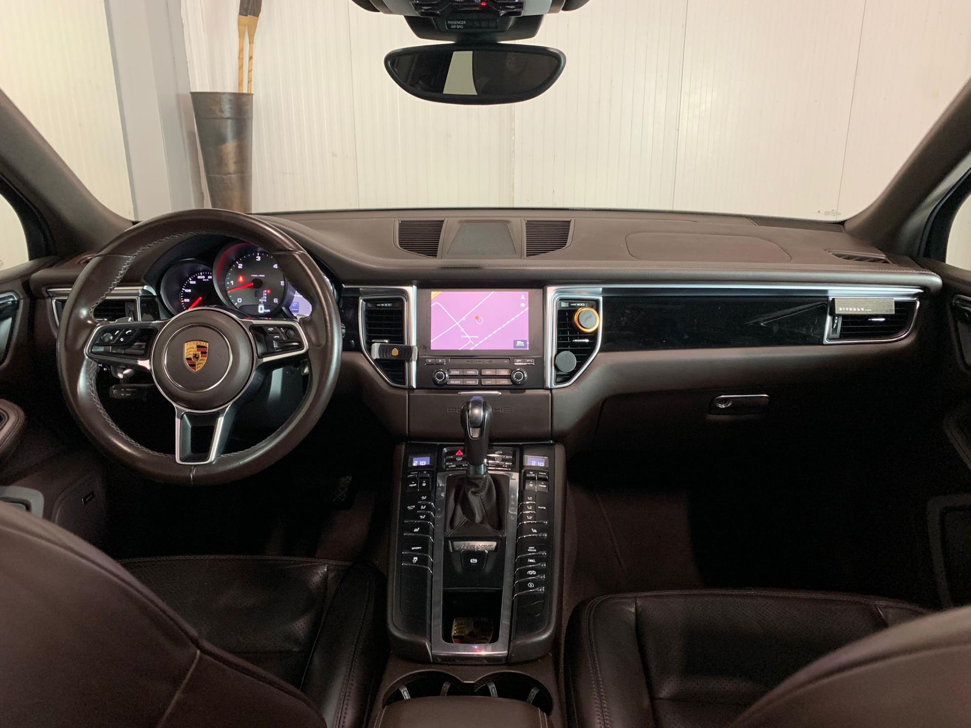 porsche-macan-image3.jpg