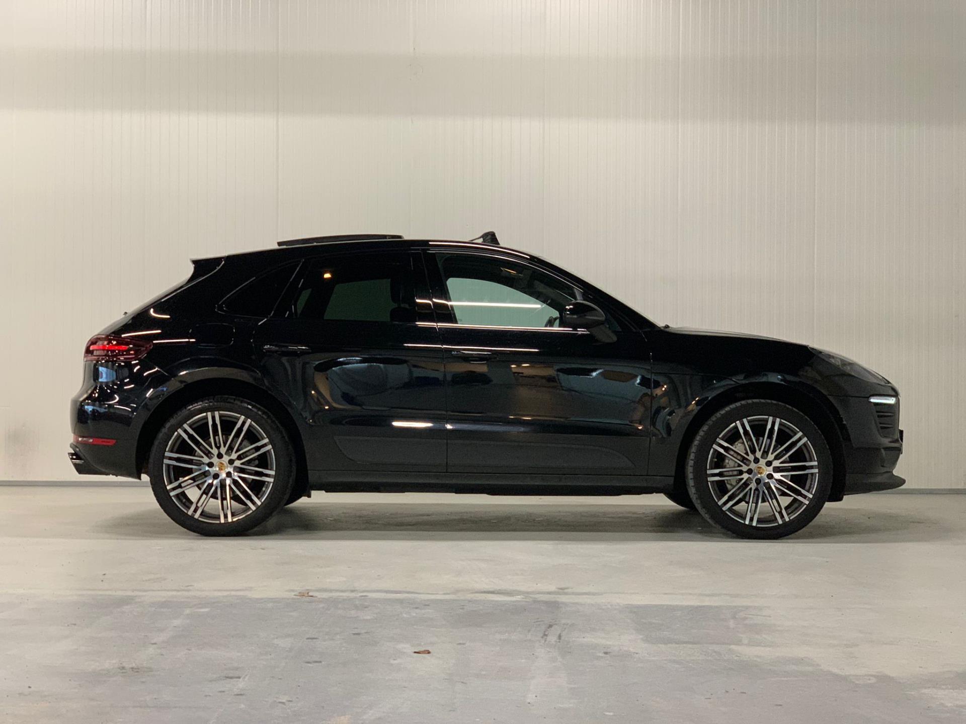 porsche-macan-image6.jpg