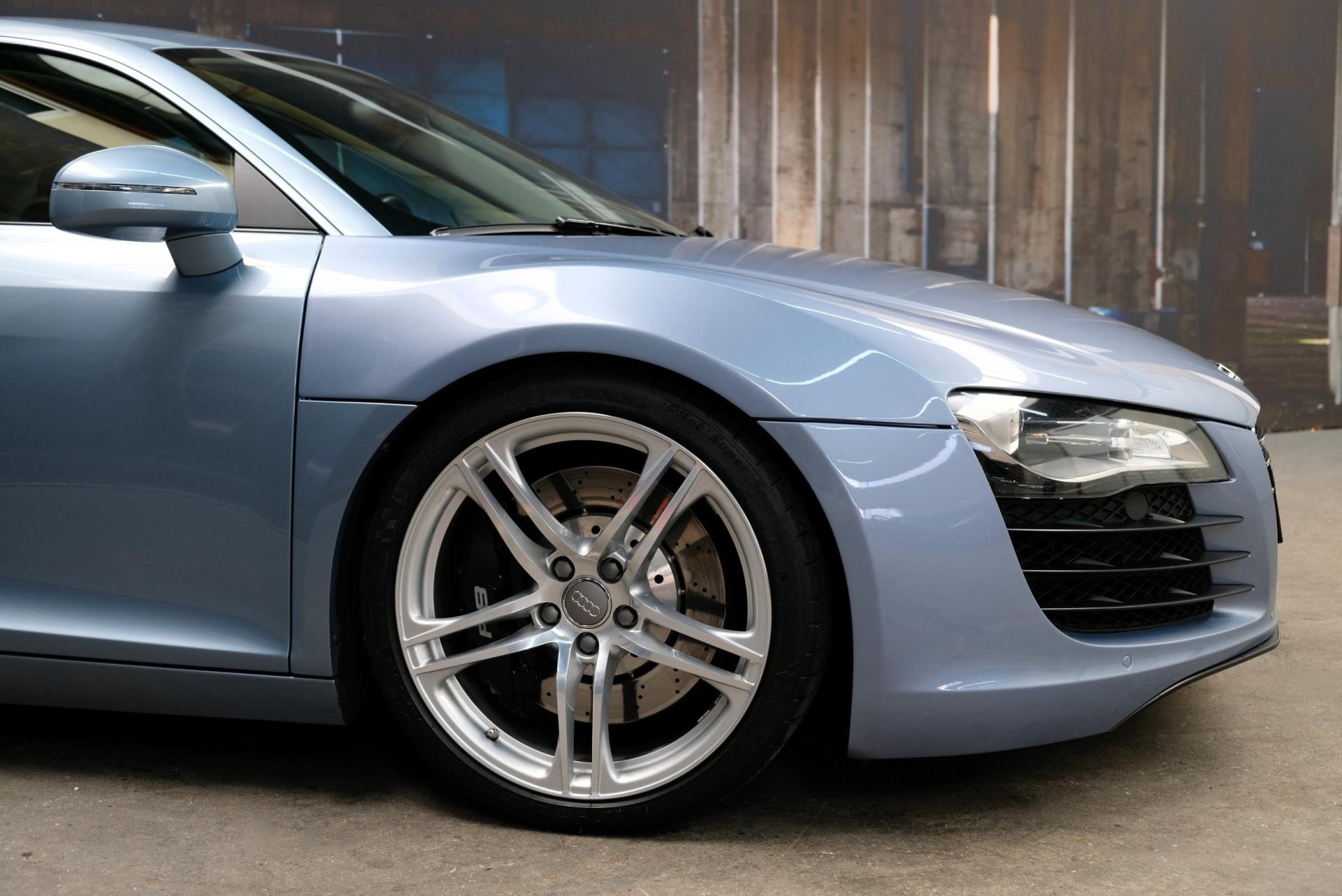 audi-r8-image4.jpg