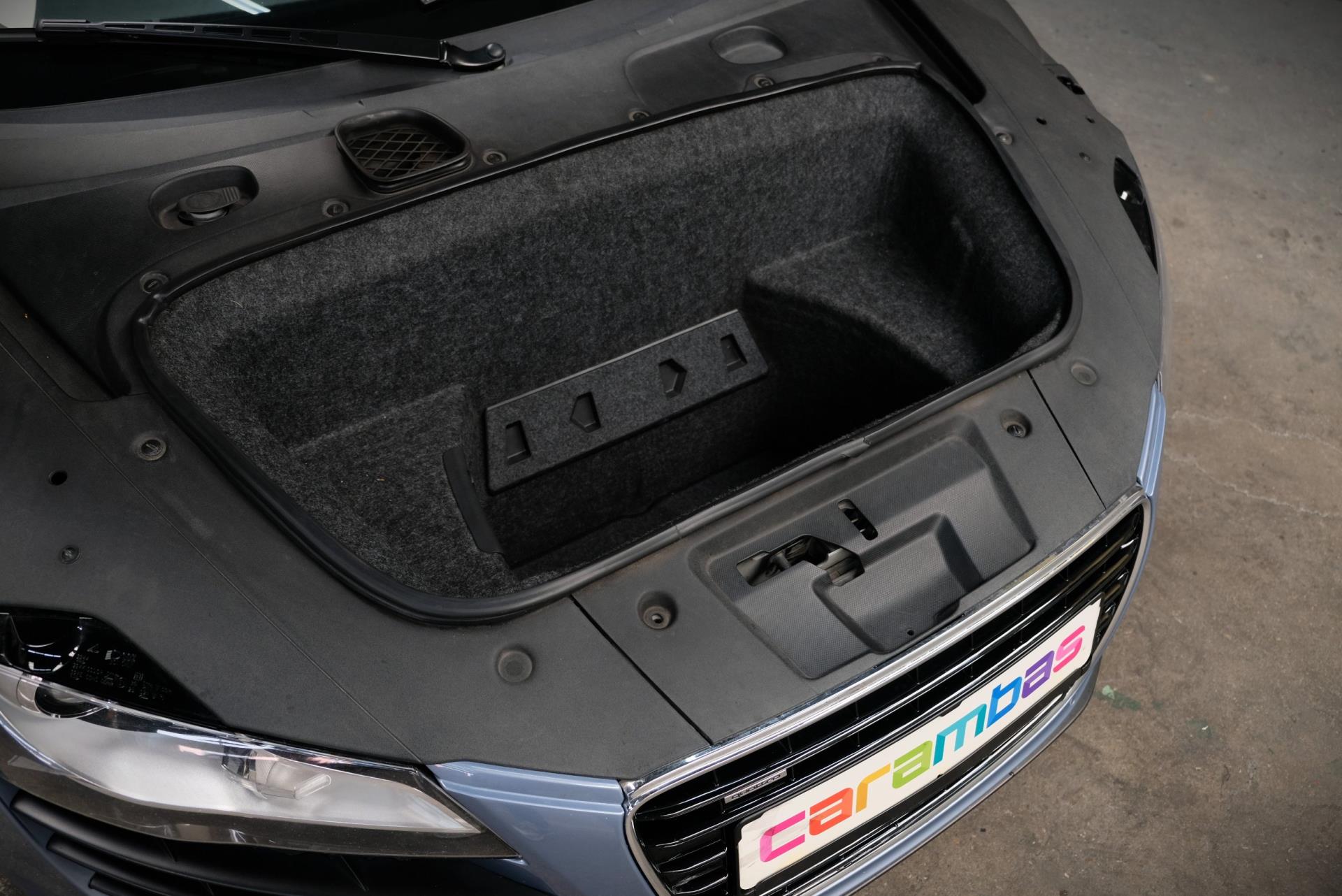audi-r8-image6.jpg