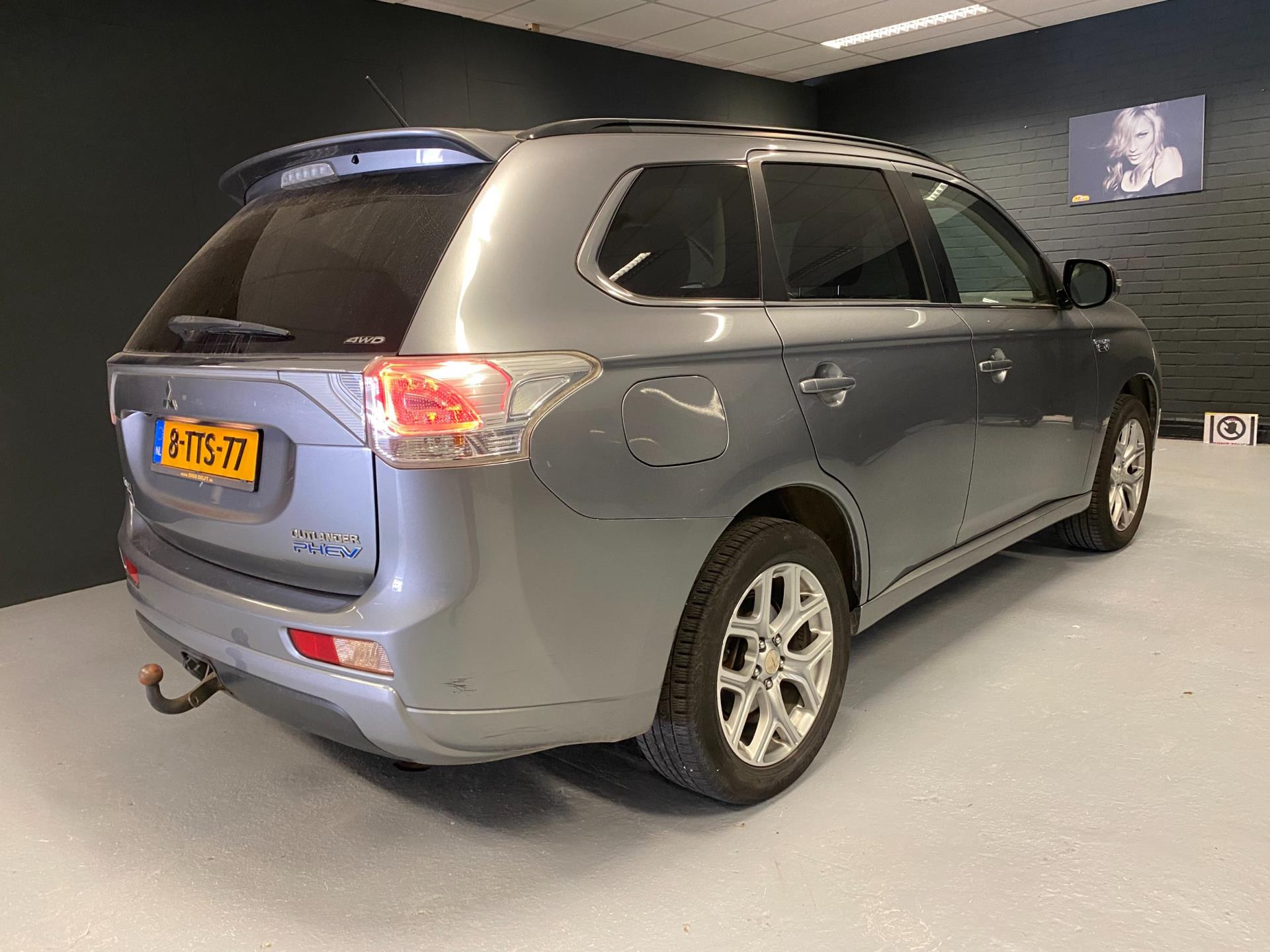 mitsubishi-outlander-image6.jpg