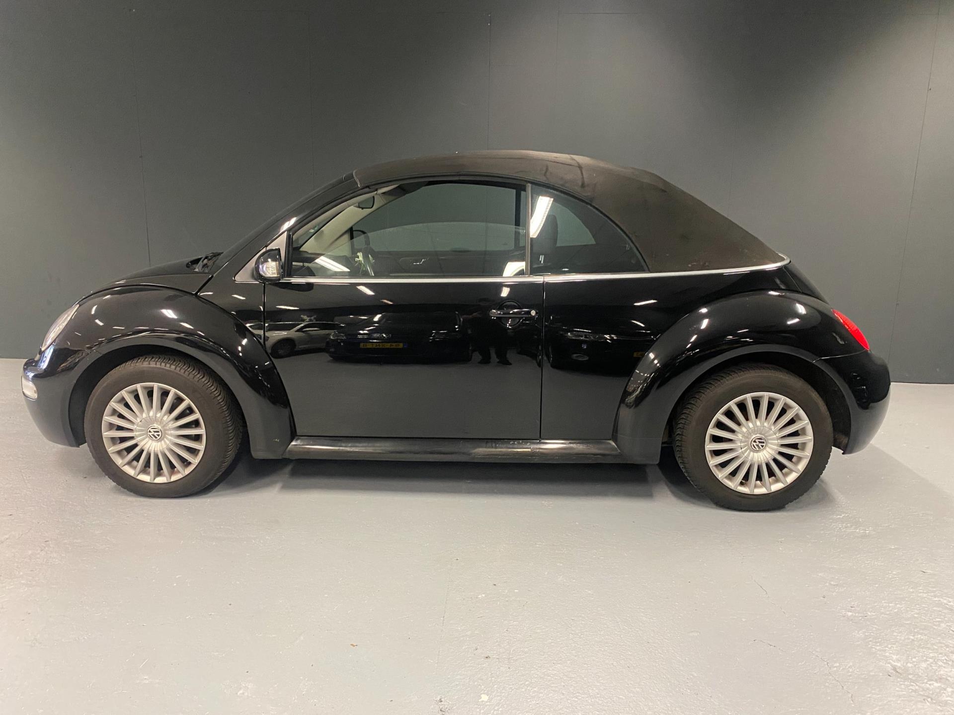 volkswagen-new-beetle-image2.jpg