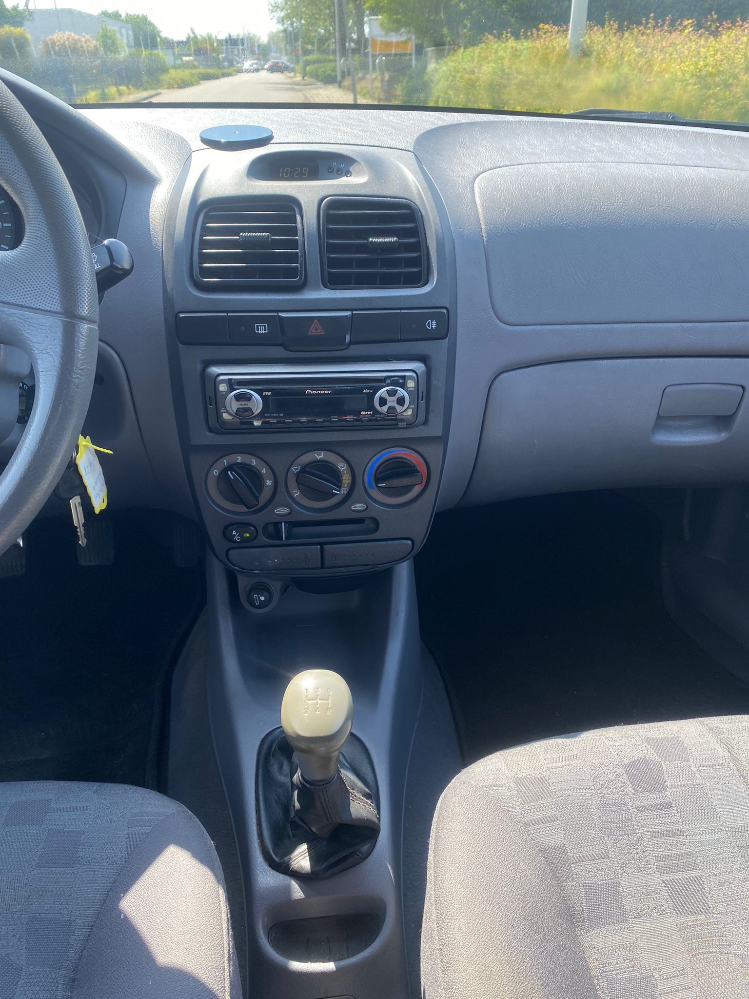 hyundai-accent-image8.jpg