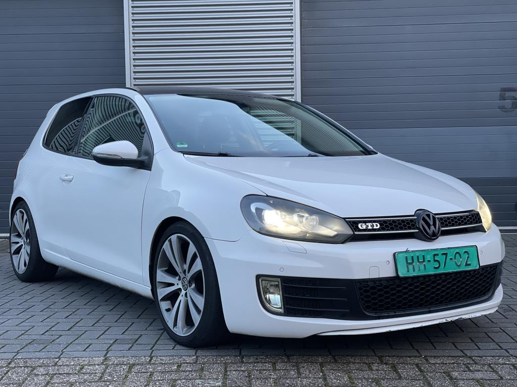 volkswagen-golf-image6.jpg