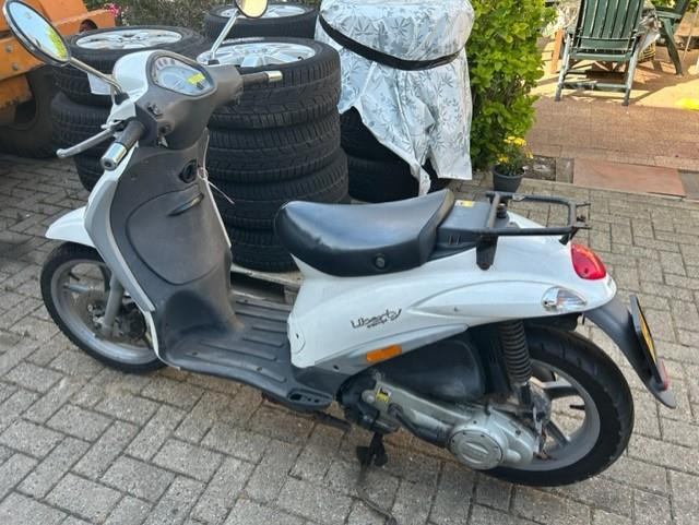 piaggio--image2.jpg