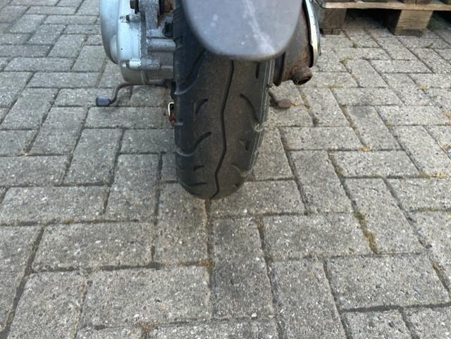 piaggio--image5.jpg