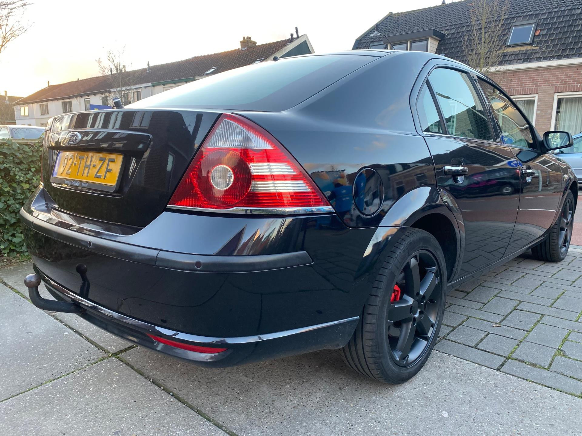 ford-mondeo-image4.jpg