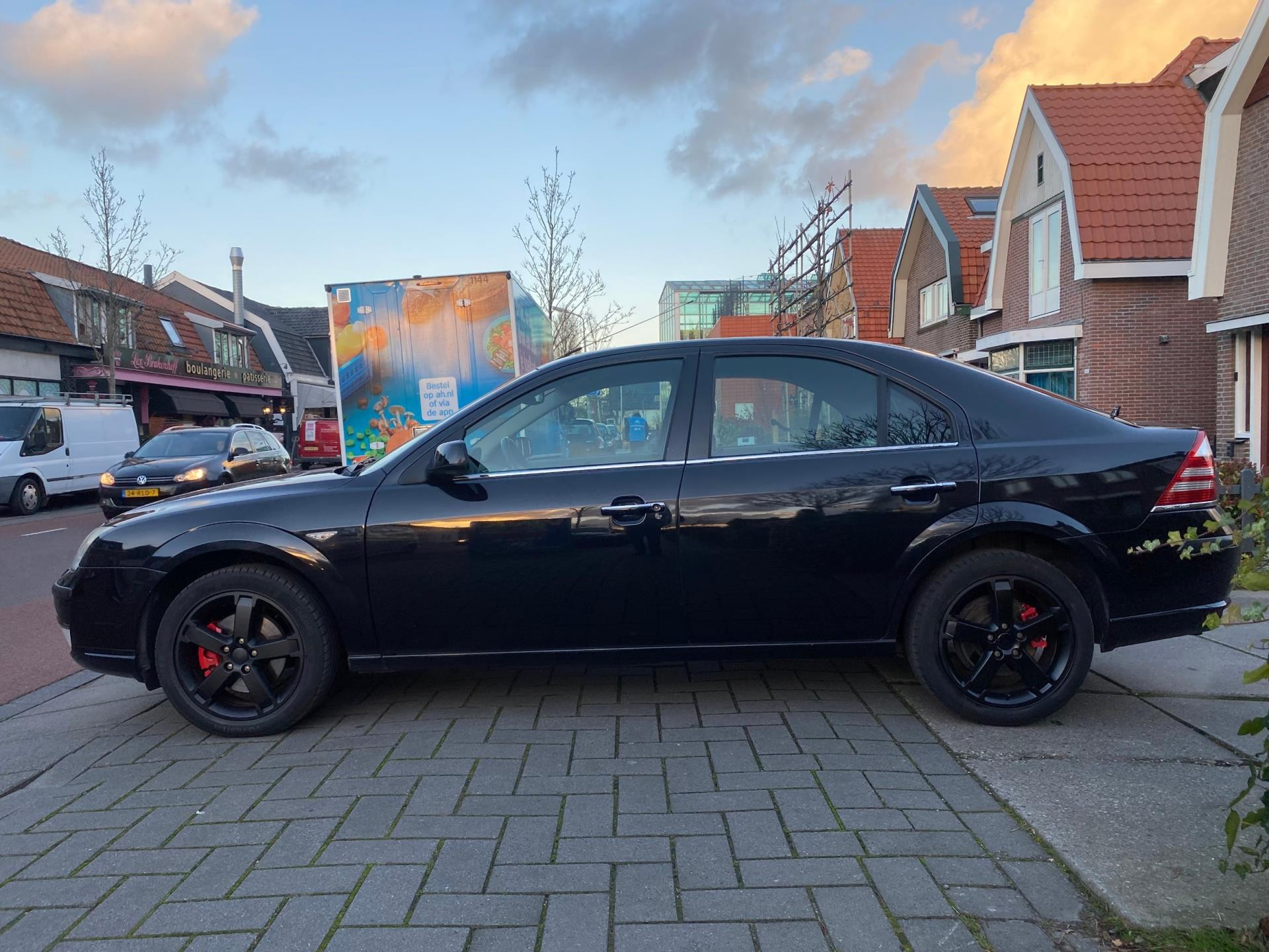 ford-mondeo-image7.jpg