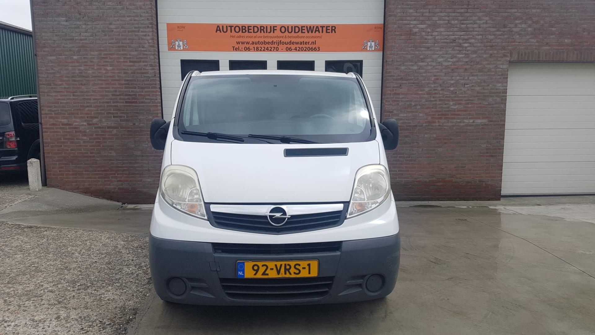 opel-vivaro-image5.jpg