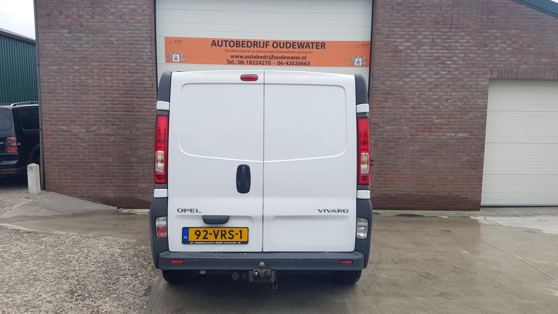 opel-vivaro-image6.jpg