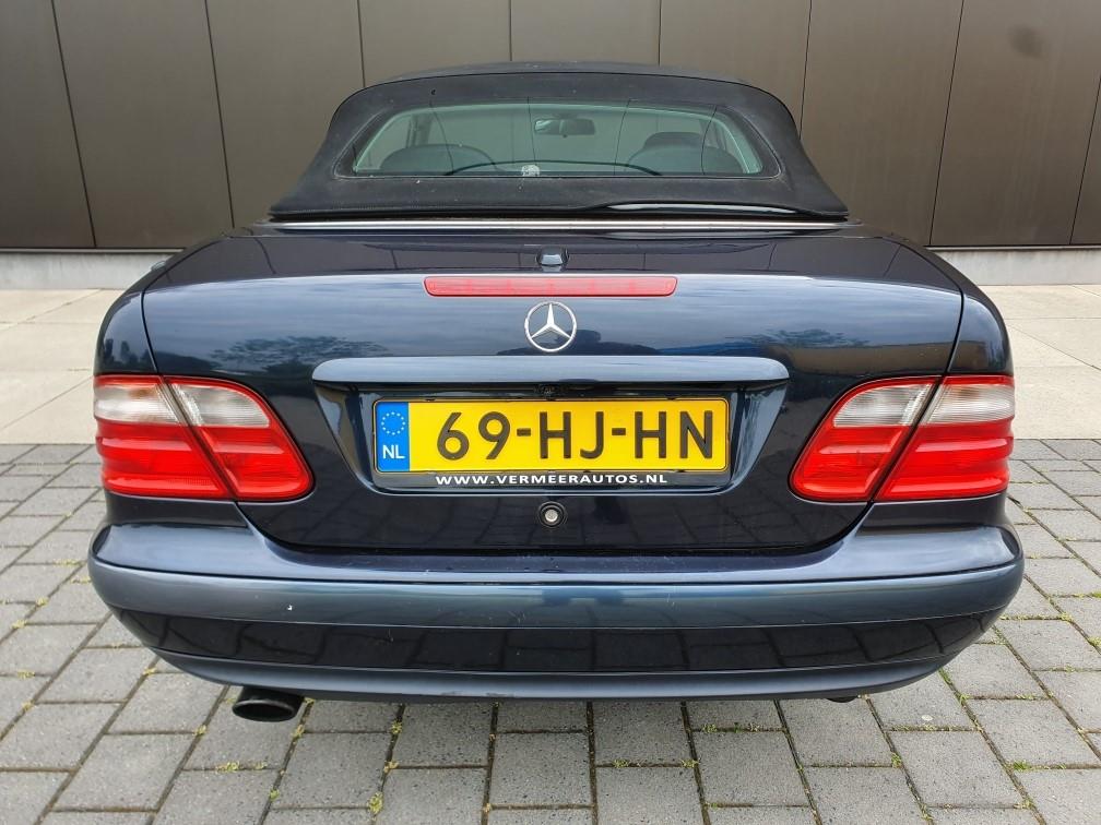 mercedes-benz-clk-klasse-image4.jpg