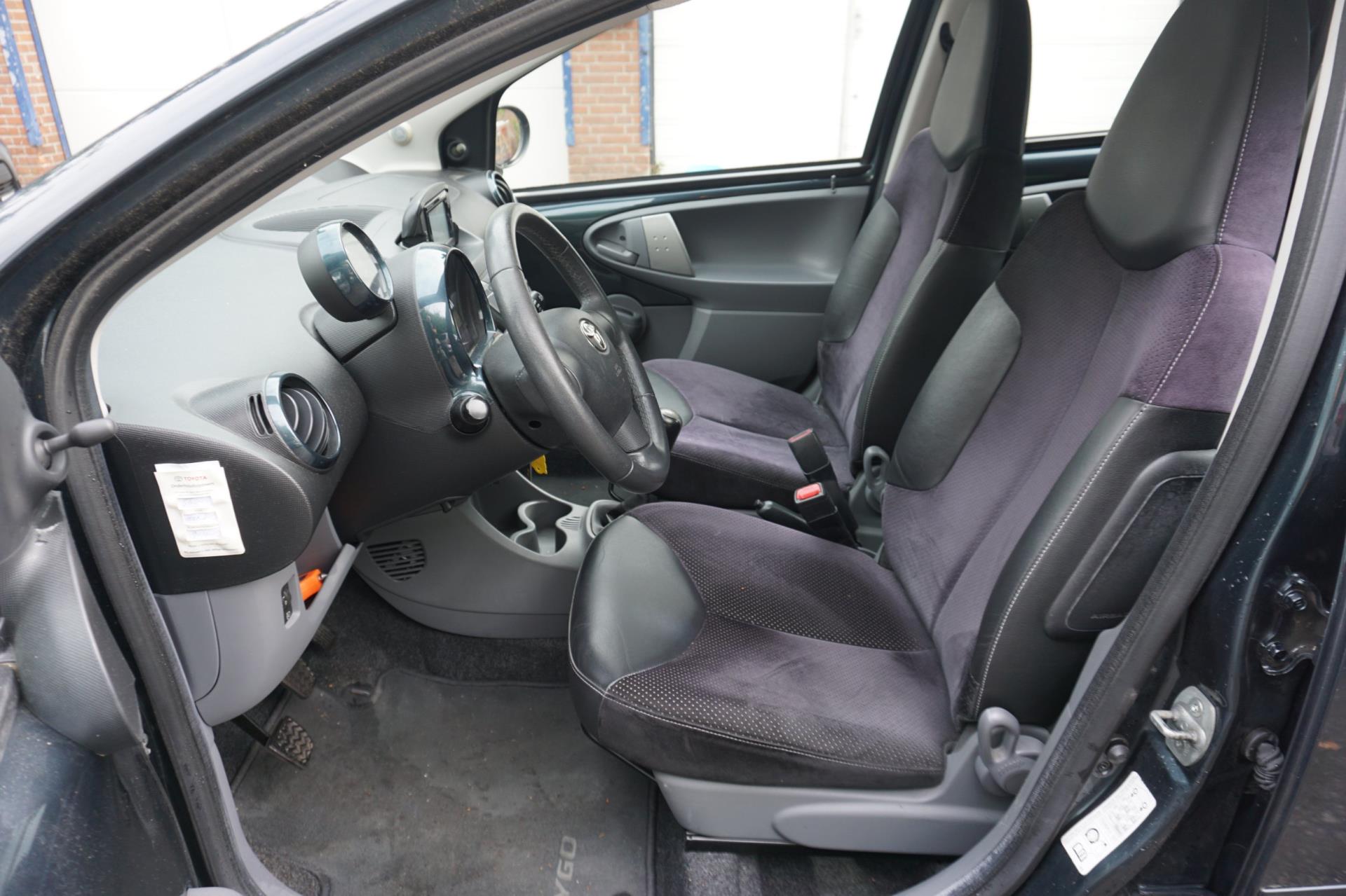 toyota-aygo-image7.jpg