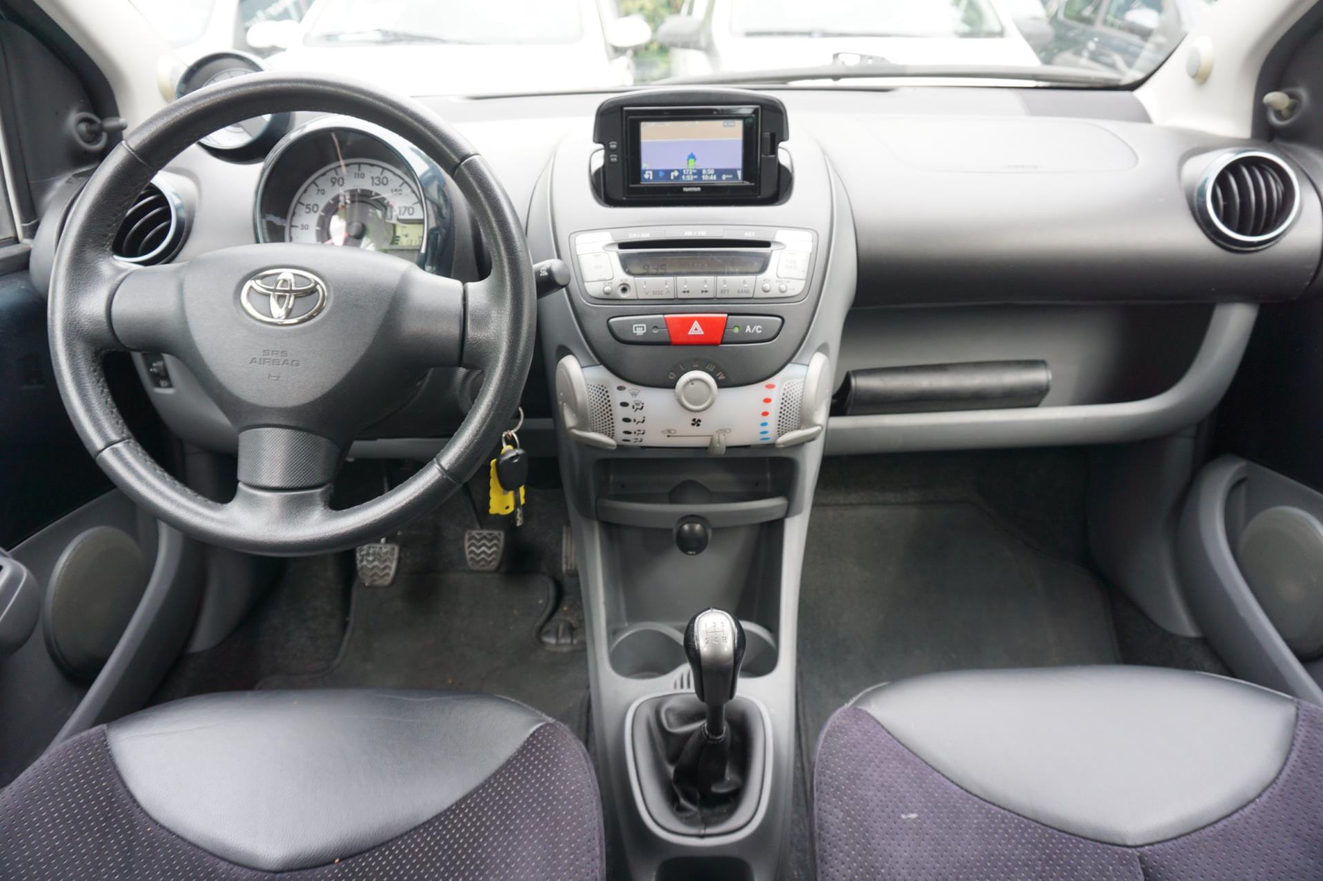 toyota-aygo-image8.jpg