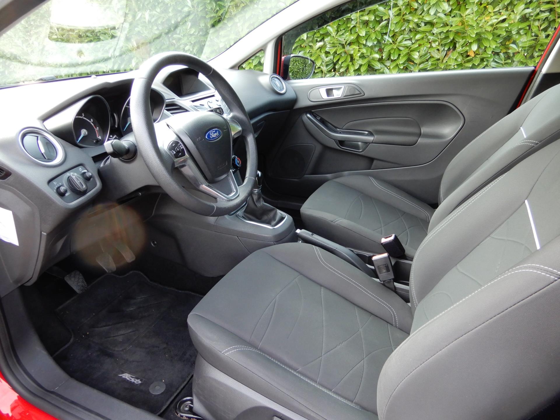 ford-fiesta-image10.jpg