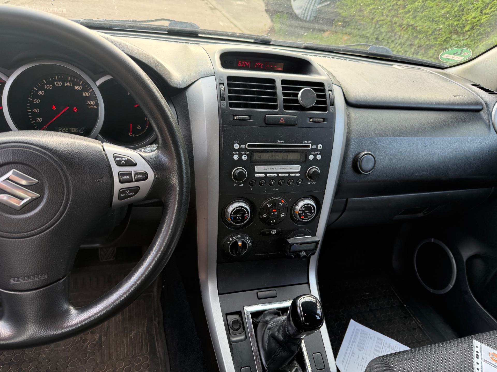 suzuki-grand-vitara-image4.jpg