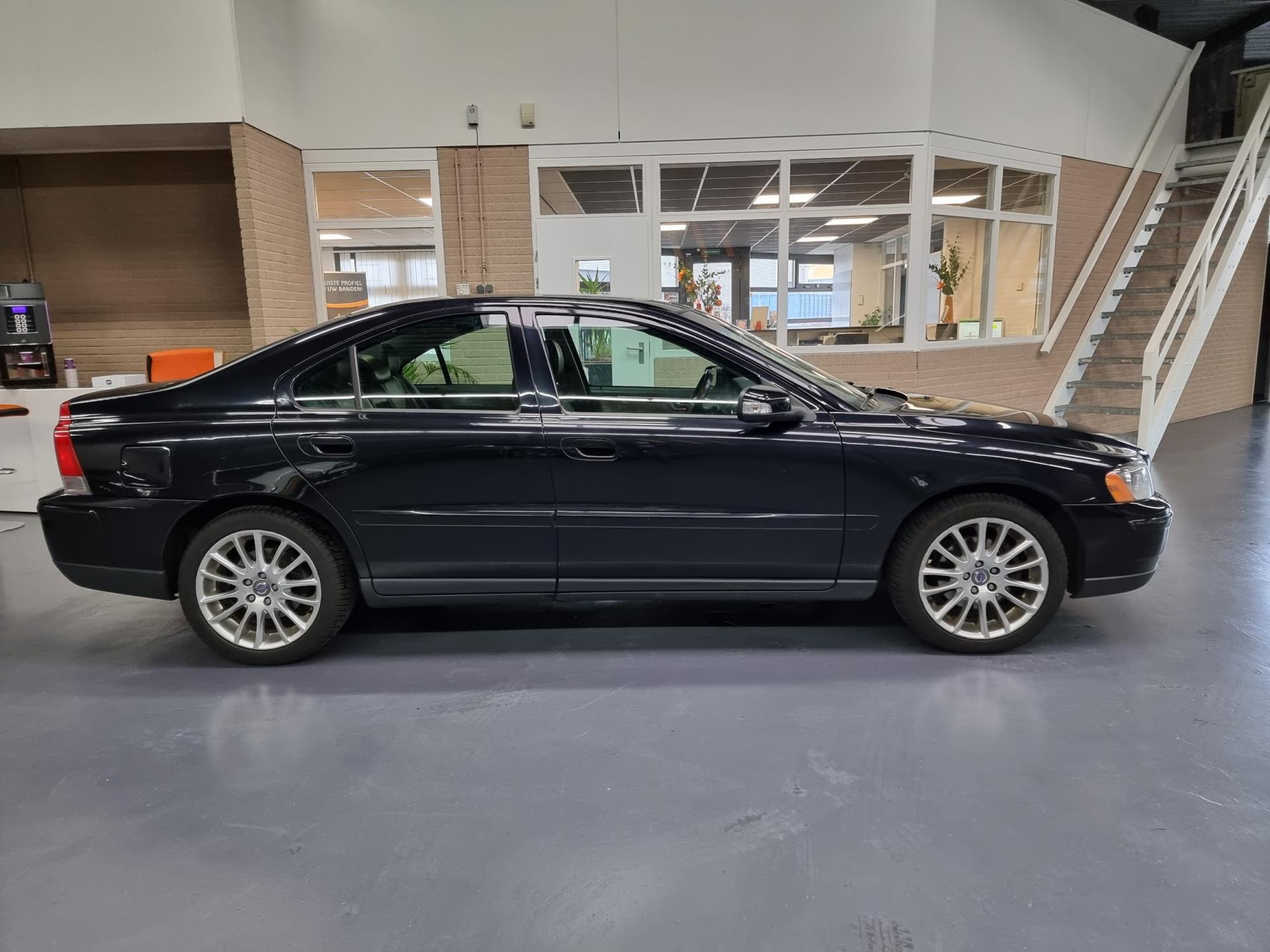 volvo-s60-image4.jpg