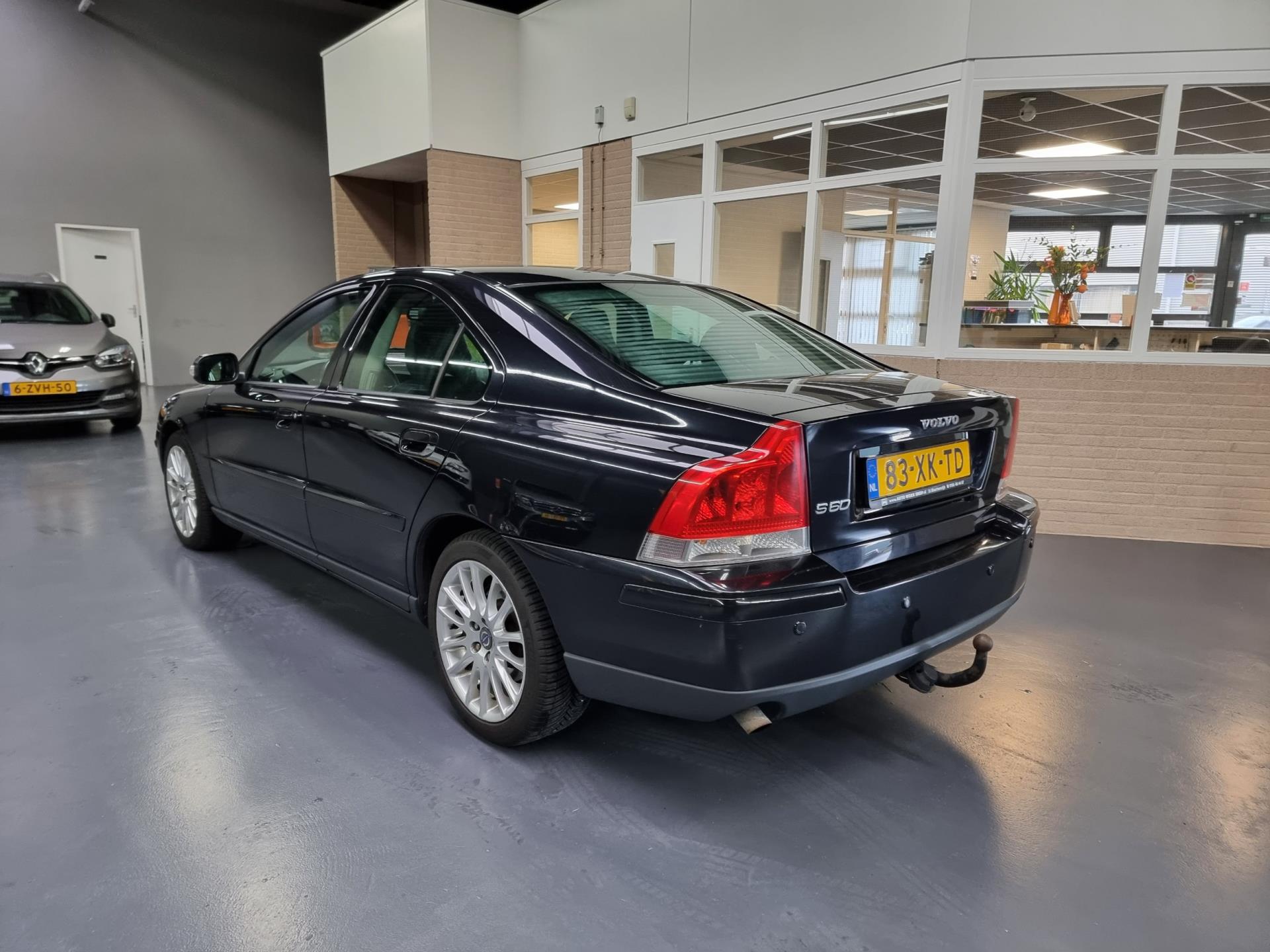 volvo-s60-image9.jpg