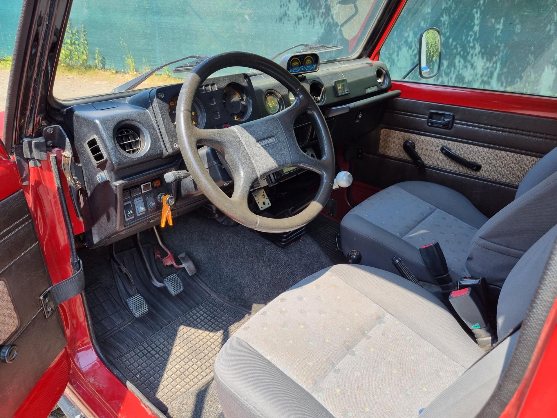 suzuki-lj-sj-image3.jpg