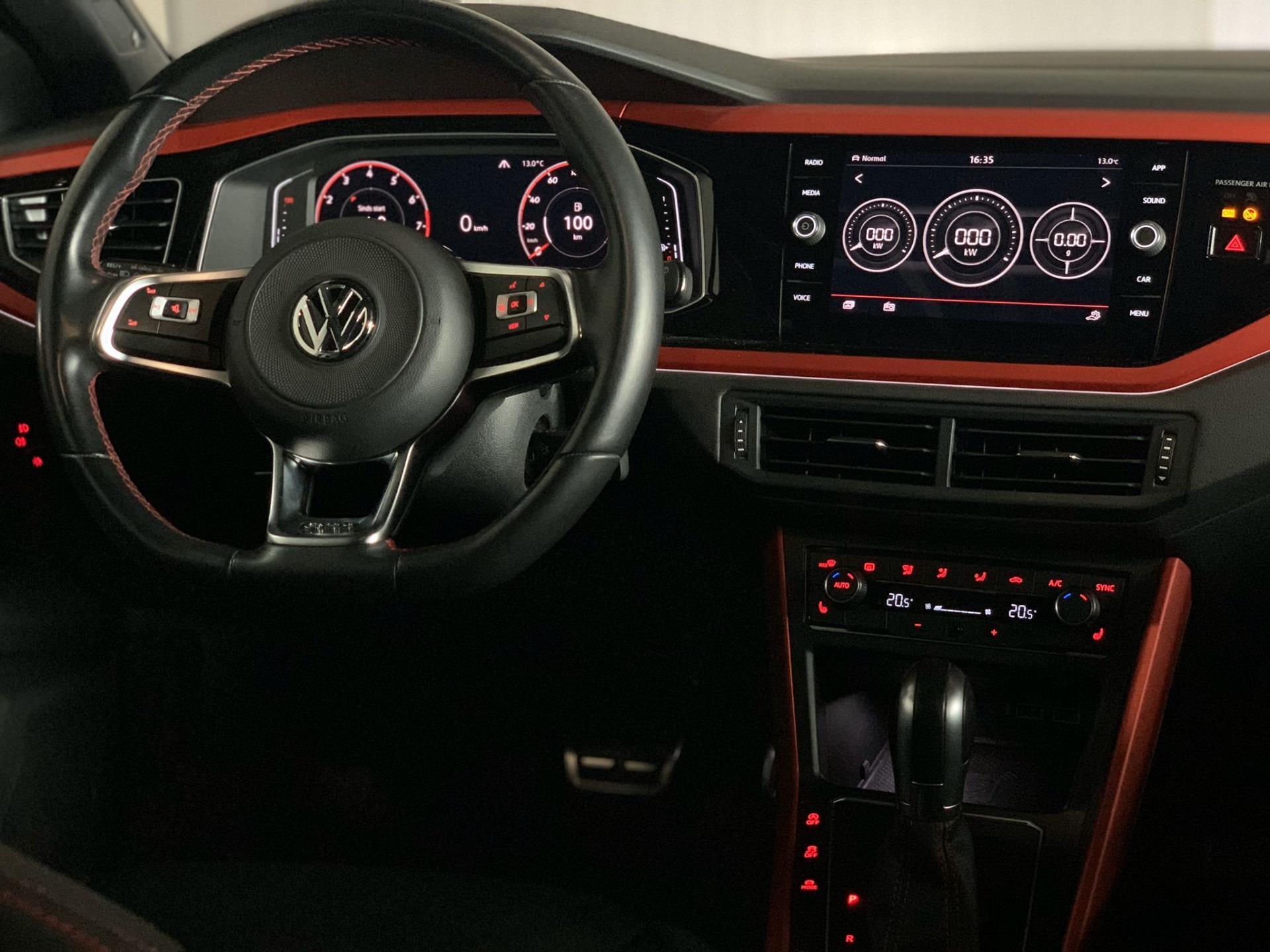 volkswagen-polo-image8.jpg