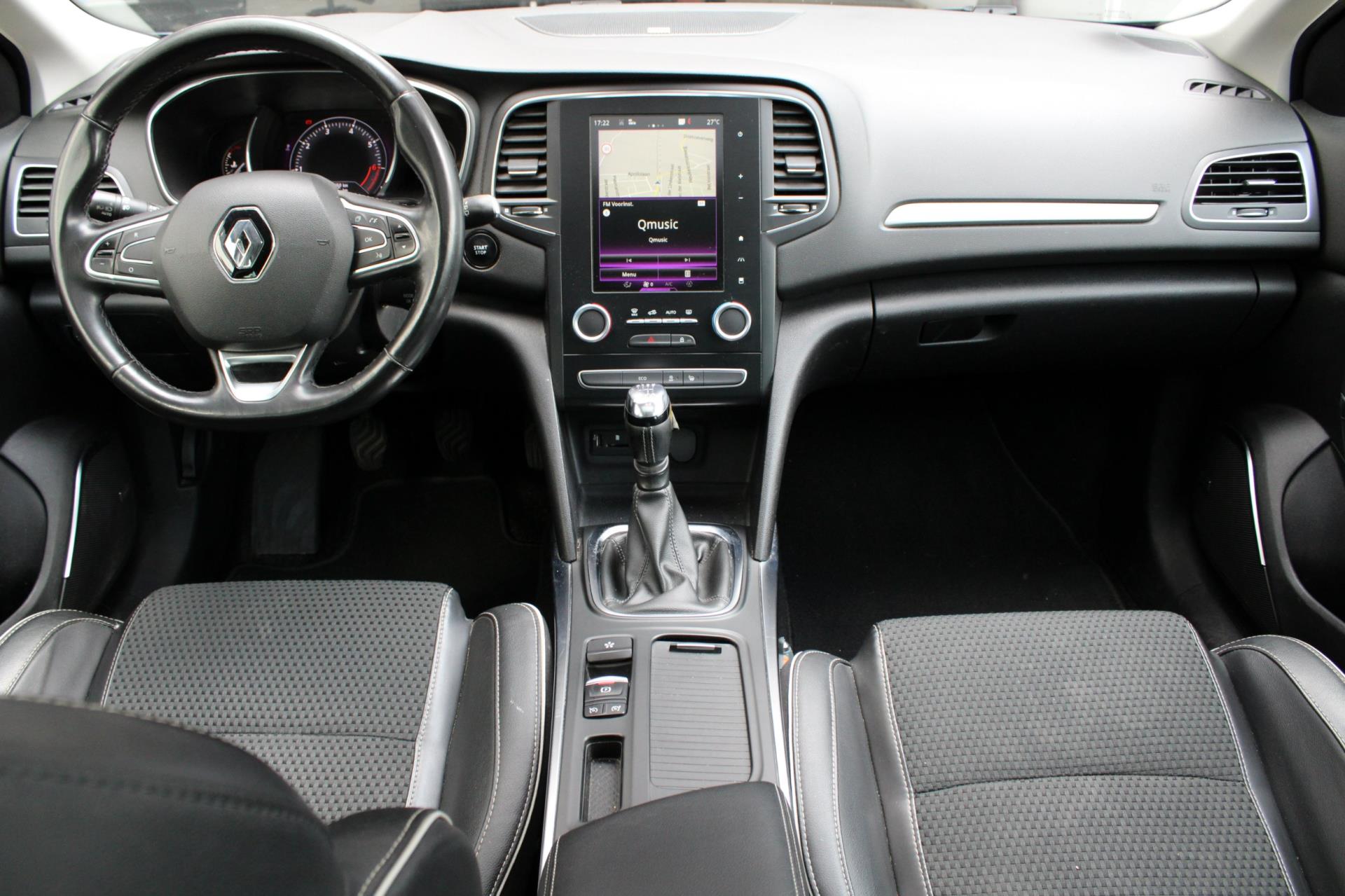 renault-megane-estate-image2.jpg