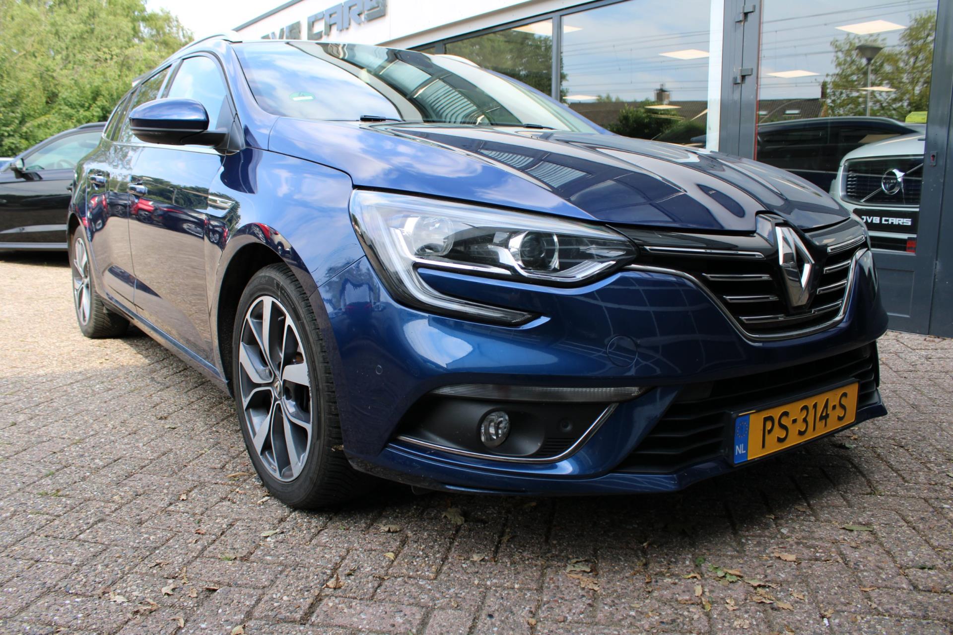 renault-megane-estate-image8.jpg