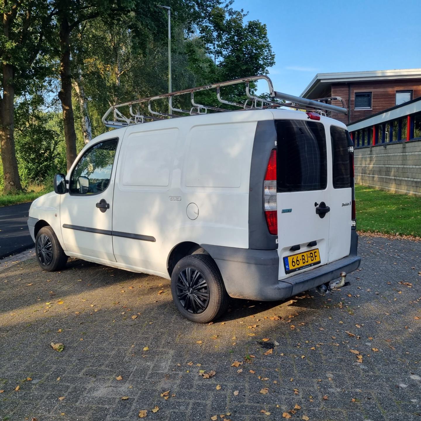 fiat-dobló-cargo-image2.jpg