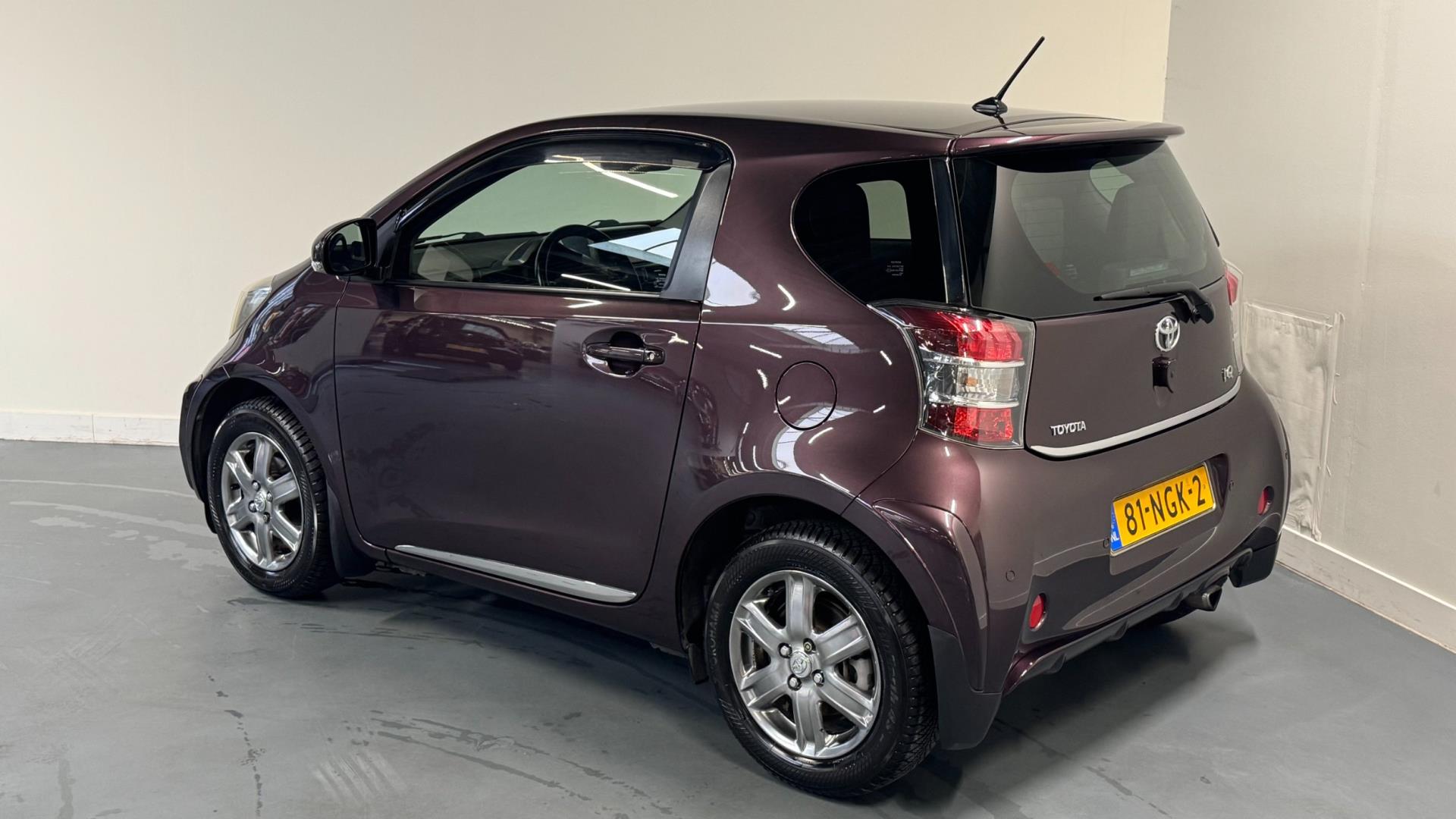 toyota-iq-image10.jpg