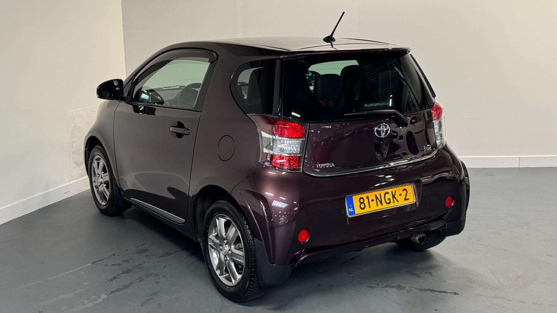 toyota-iq-image9.jpg