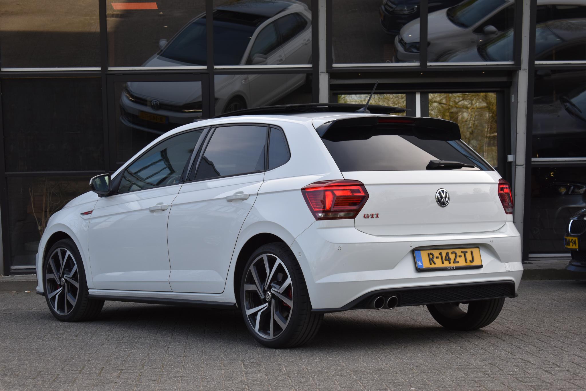 volkswagen-polo-image6.jpg