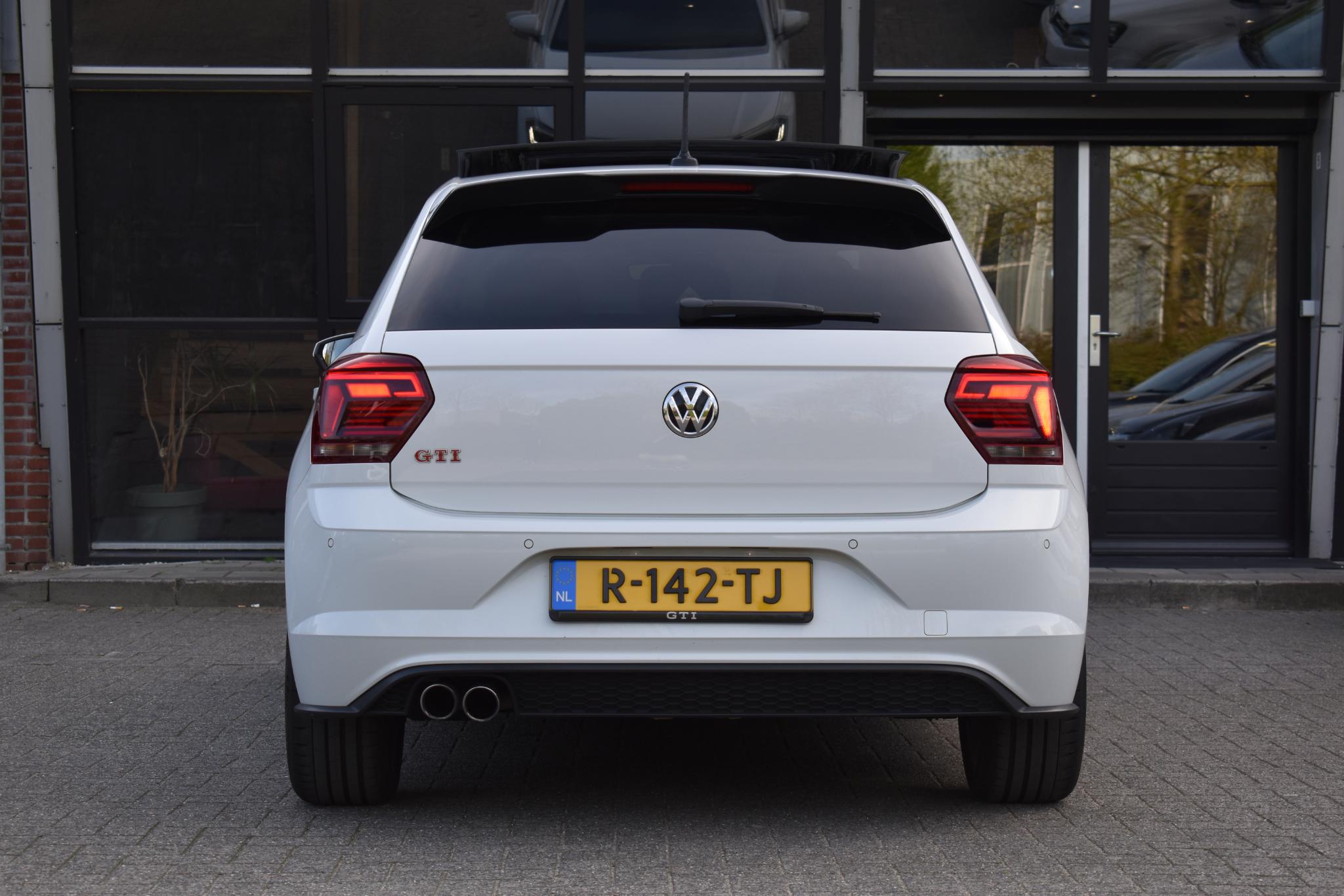 volkswagen-polo-image7.jpg