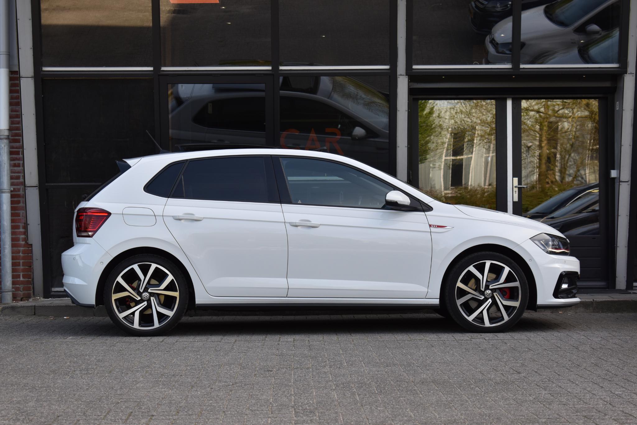 volkswagen-polo-image9.jpg