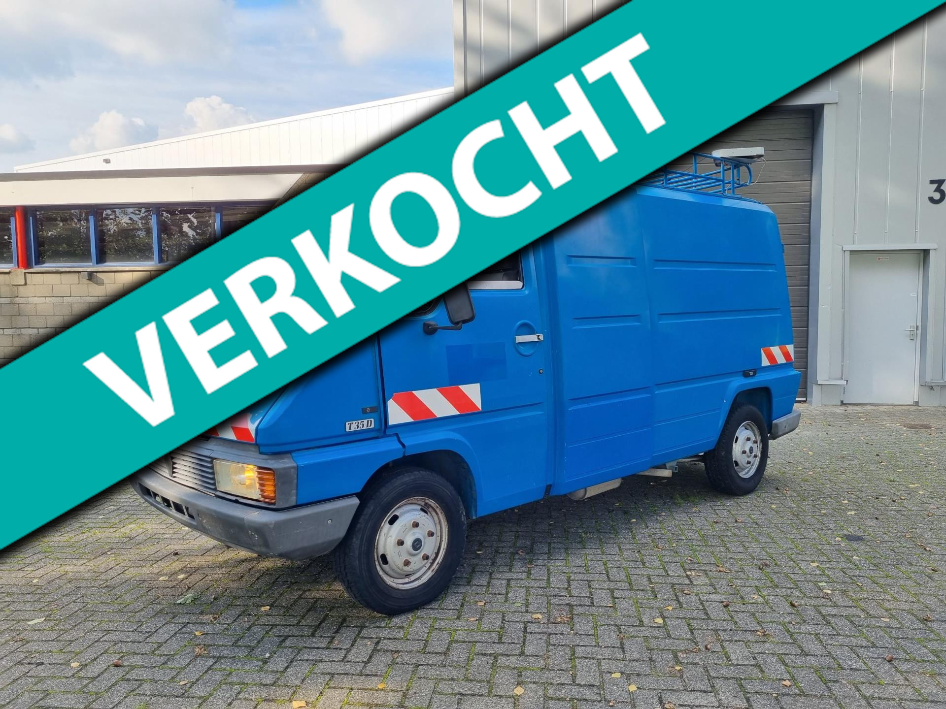644945412/renault--image1.jpg