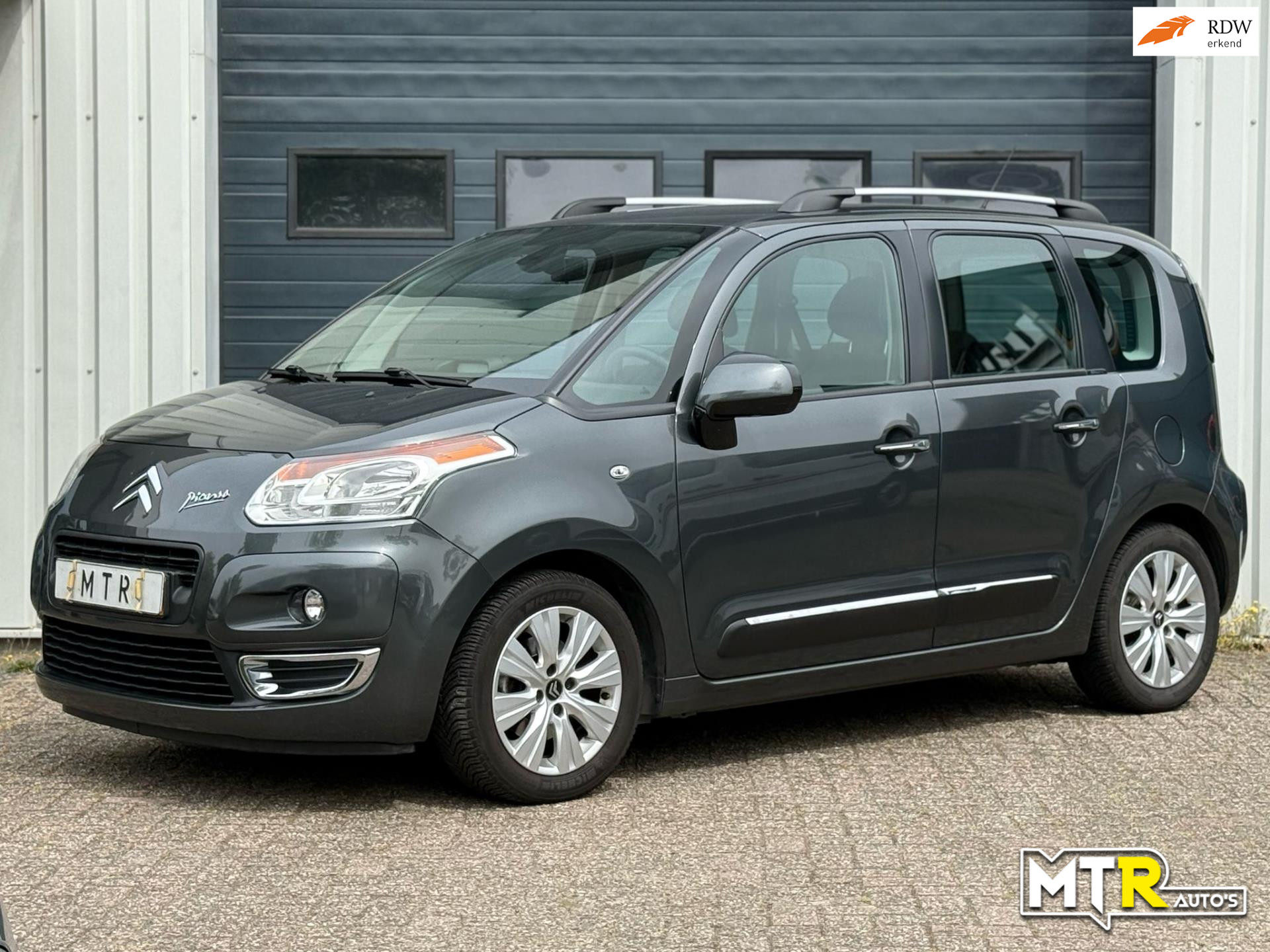 653780886/citroen-c3-picasso-image1.jpg