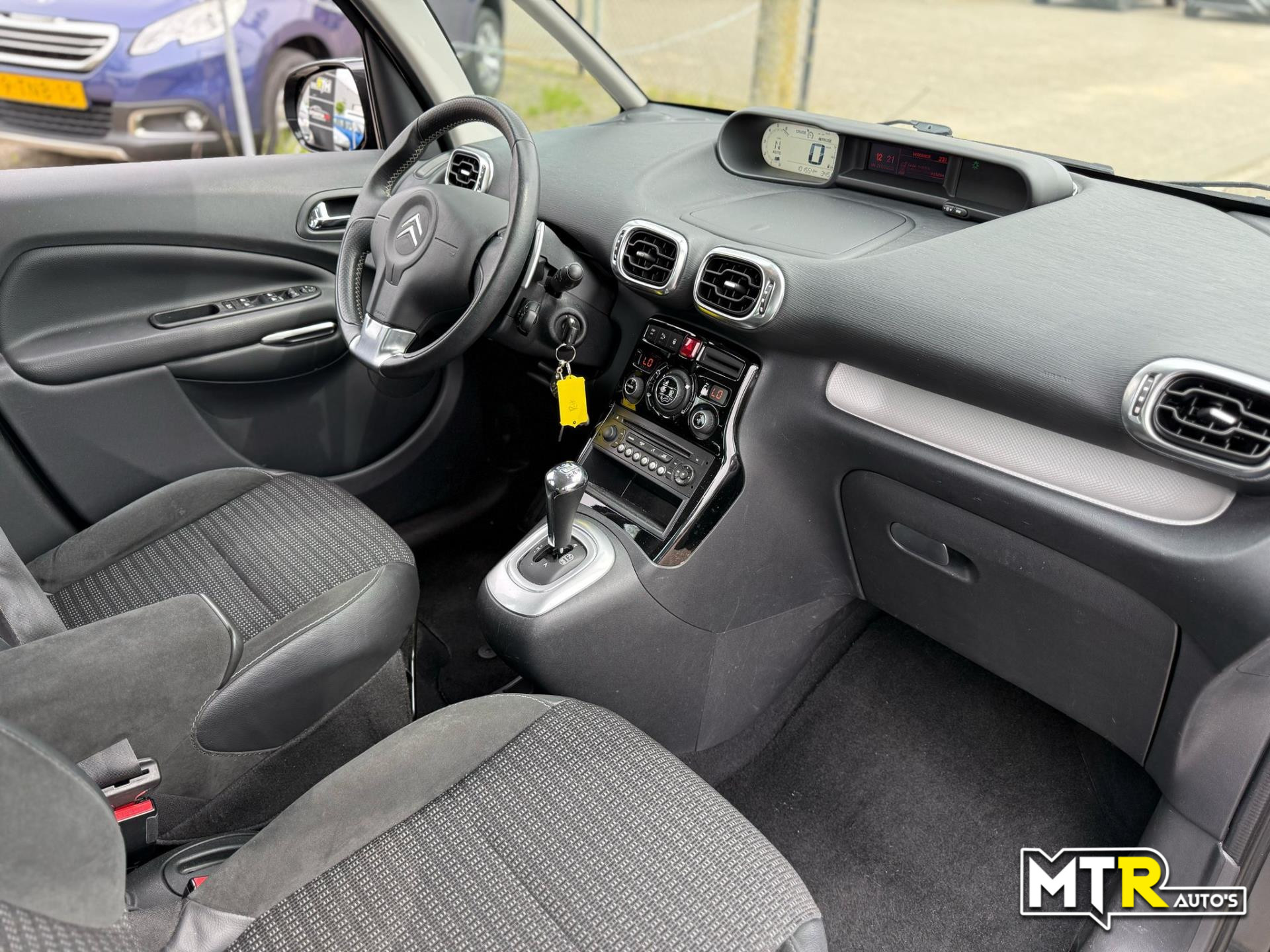 citroen-c3-picasso-image6.jpg