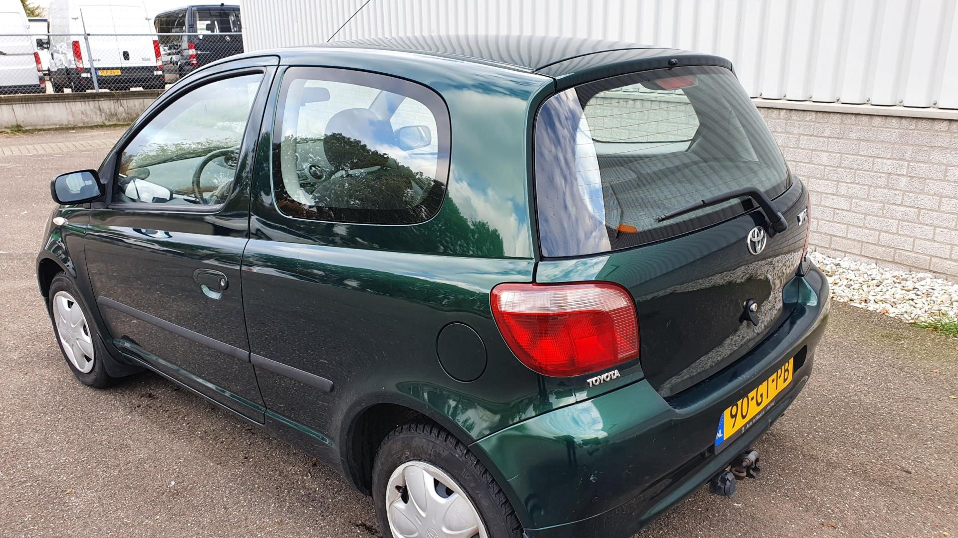 toyota-yaris-image2.jpg