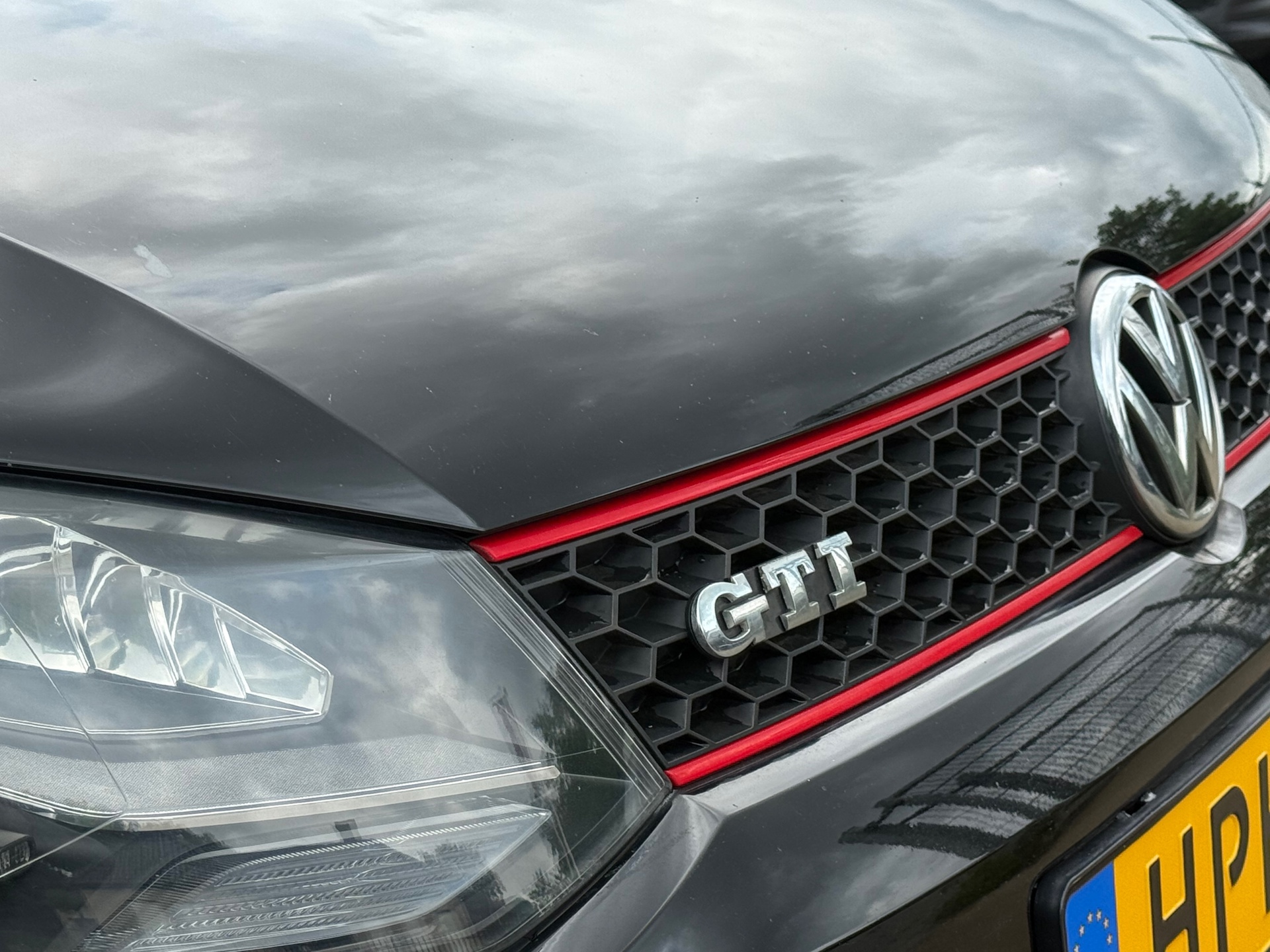 volkswagen-polo-image9.jpg