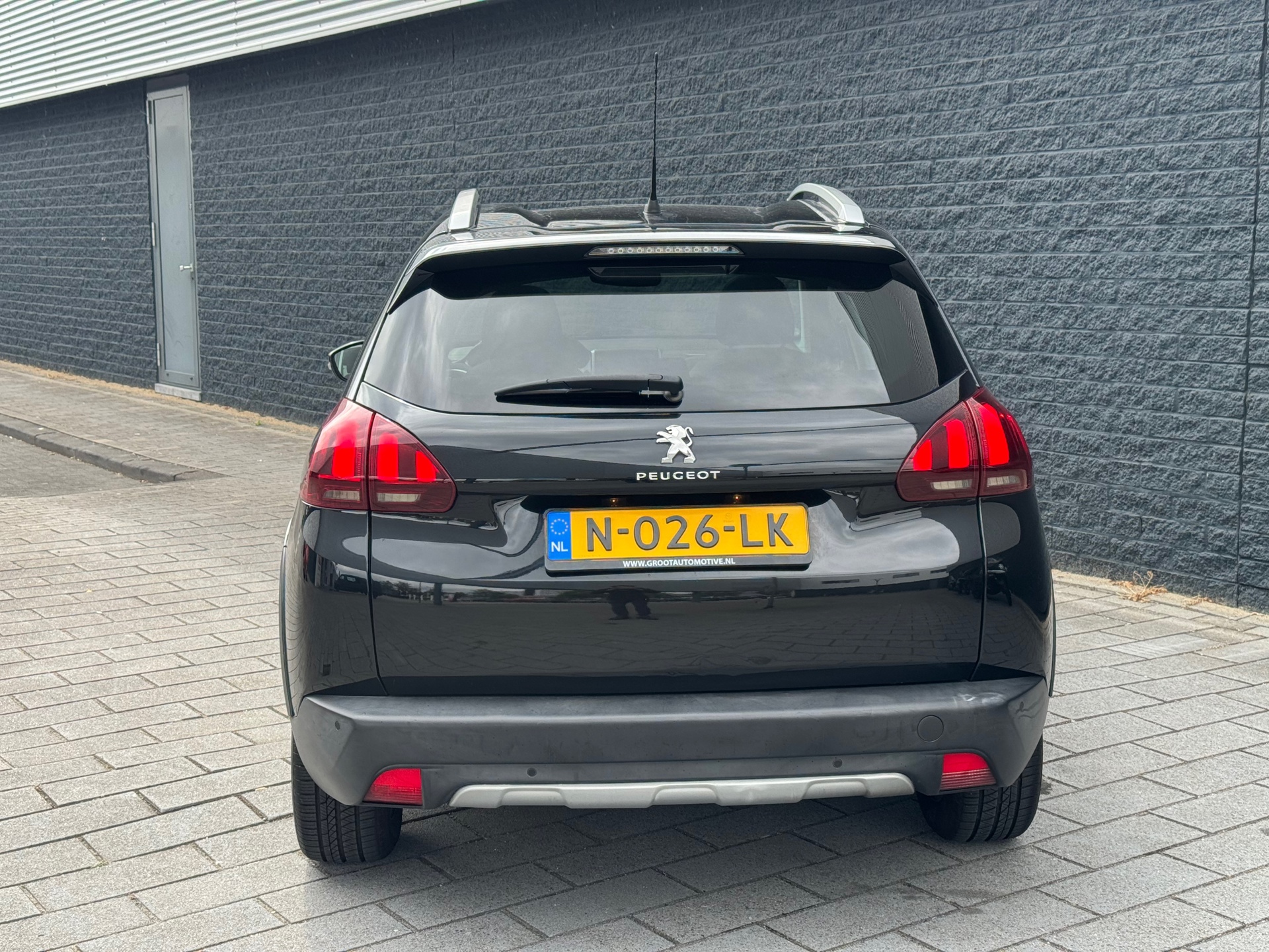 peugeot-2008-image5.jpg