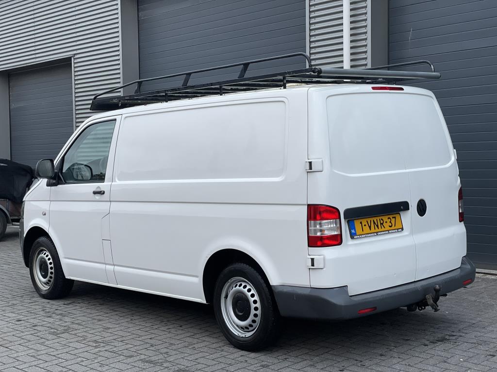 volkswagen-transporter-image3.jpg