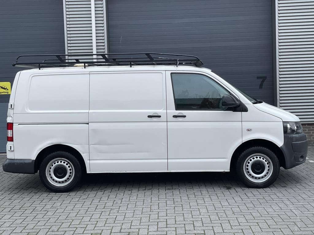 volkswagen-transporter-image5.jpg