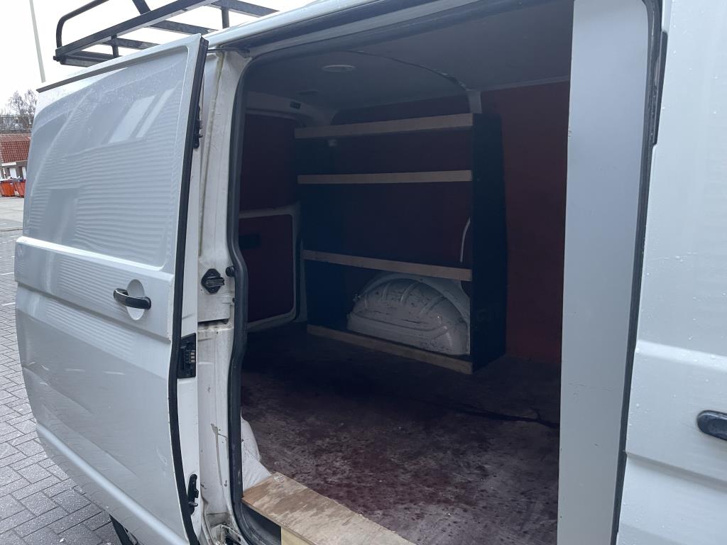 volkswagen-transporter-image8.jpg