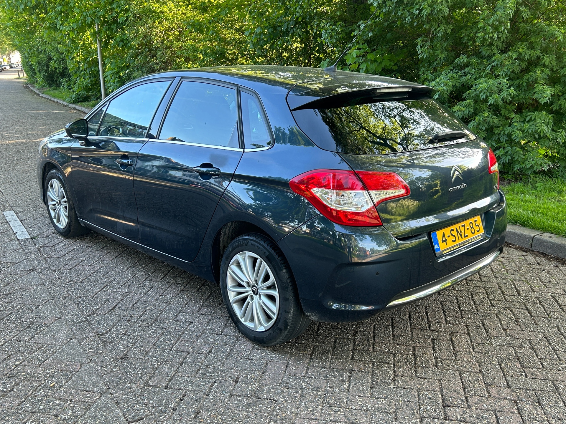 citroen-c4-image2.jpg