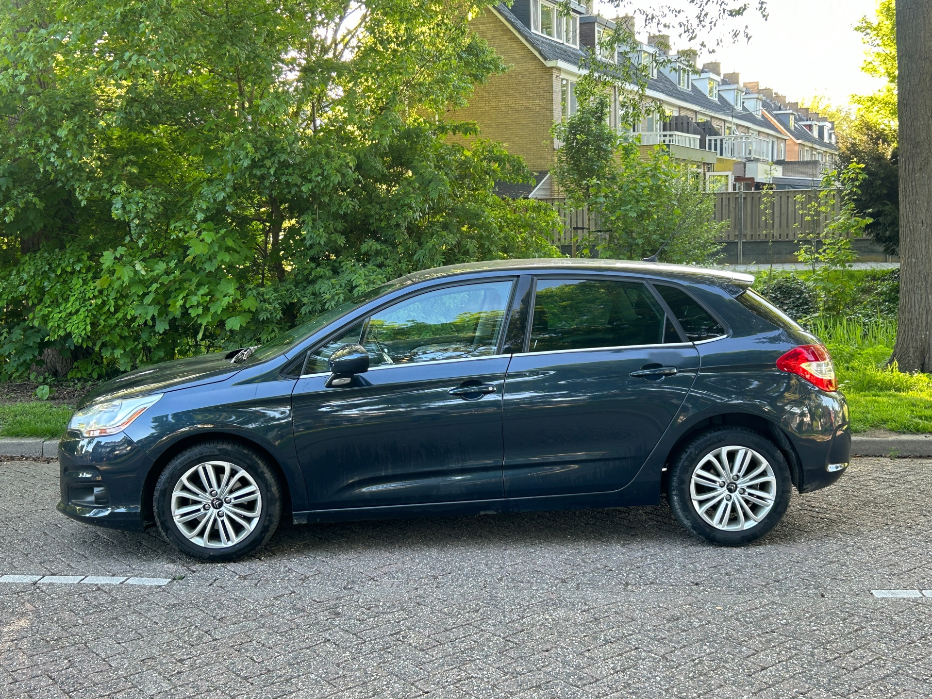 citroen-c4-image8.jpg