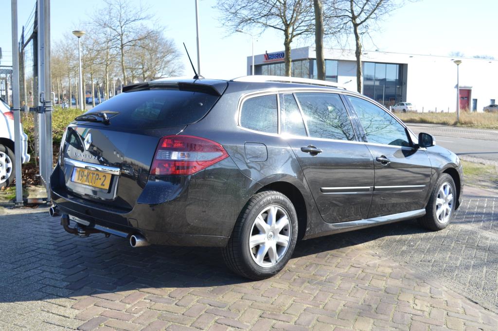 renault-laguna-image4.jpg