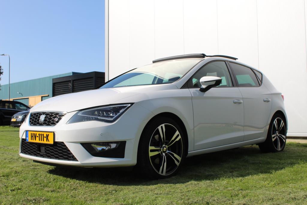 seat-leon-image2.jpg
