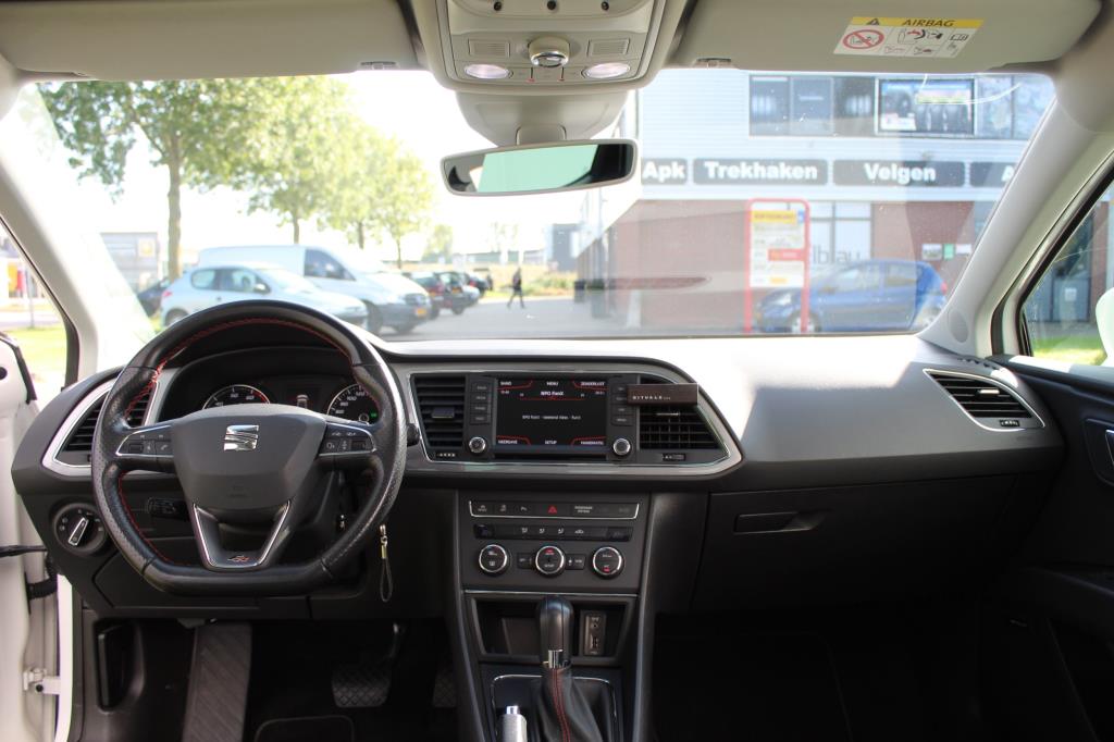 seat-leon-image9.jpg